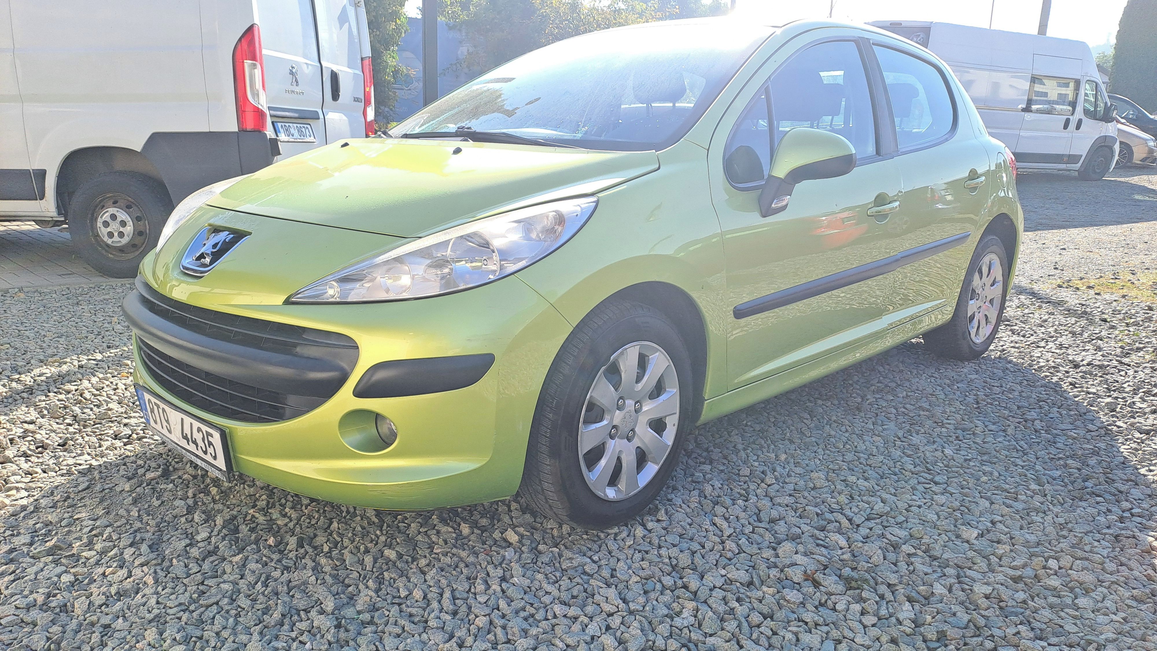 Peugeot 207, 1,4 i, 5 DVÉŘ,6X AIRBAG,KLIMA