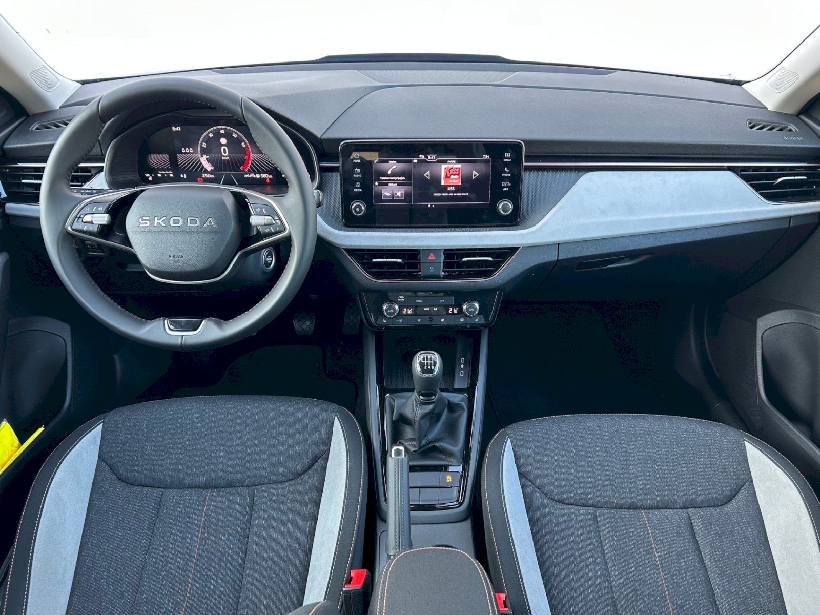 Škoda Kamiq, Top Selection 1.0 TSI 85 kW - fotka 5