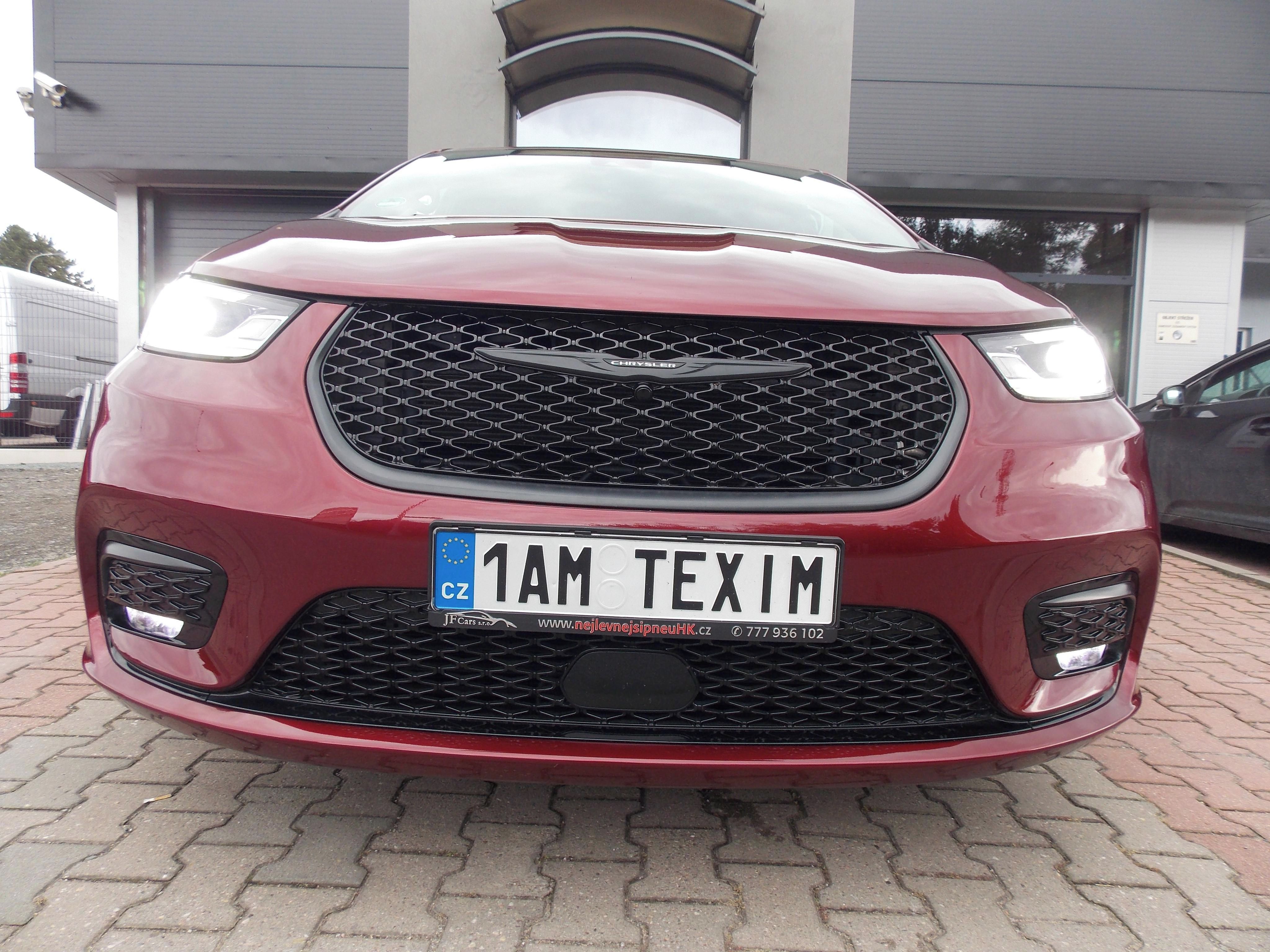 Chrysler Pacifica, 3,6 V6 Pentastar, verze S - fotka 6