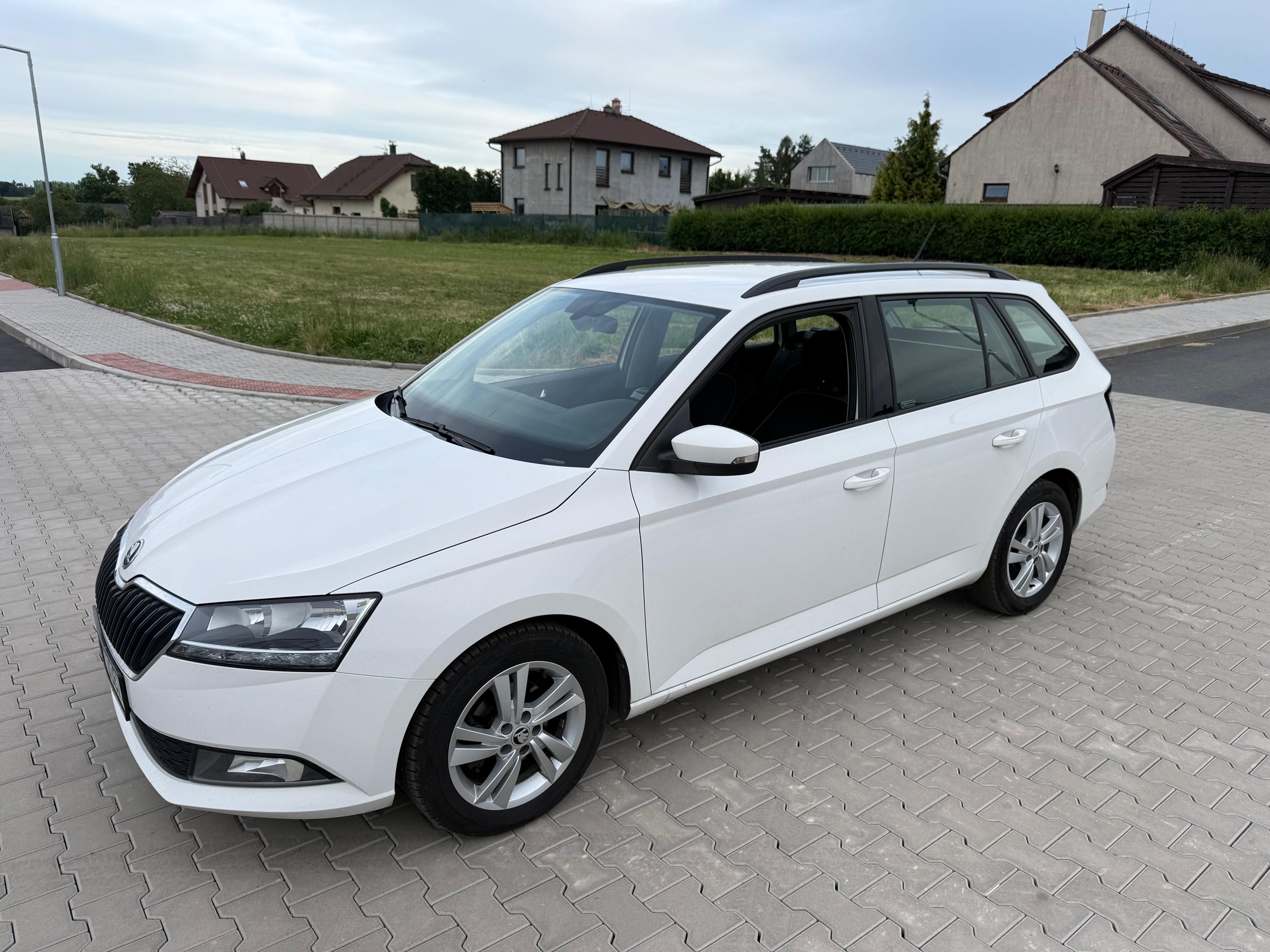 Škoda Fabia, 1.0 TSI 70kw,2023,CZ,TAZNY - fotka 4