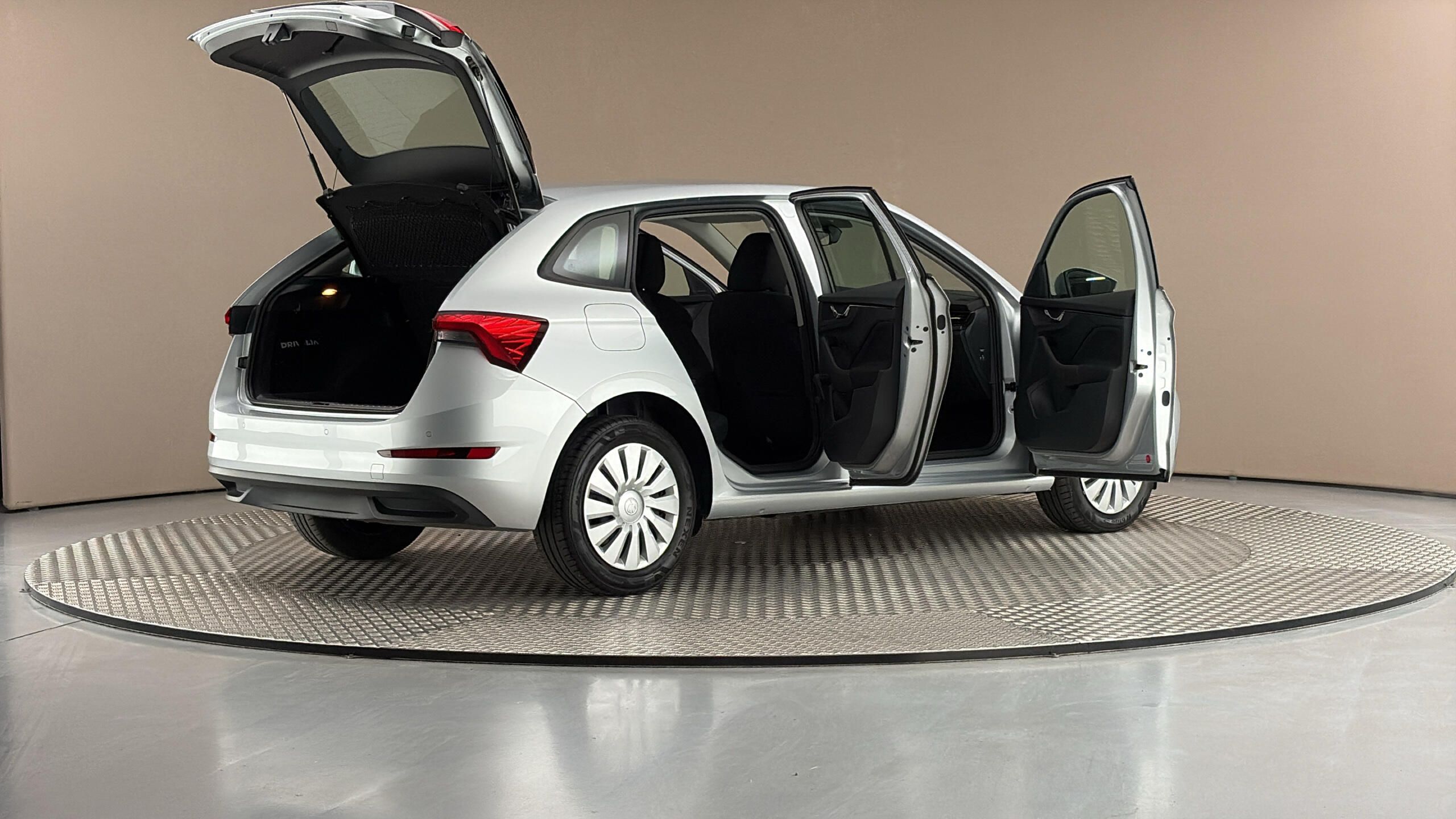 Škoda Scala, 1.0 TSI Ambition - fotka 6