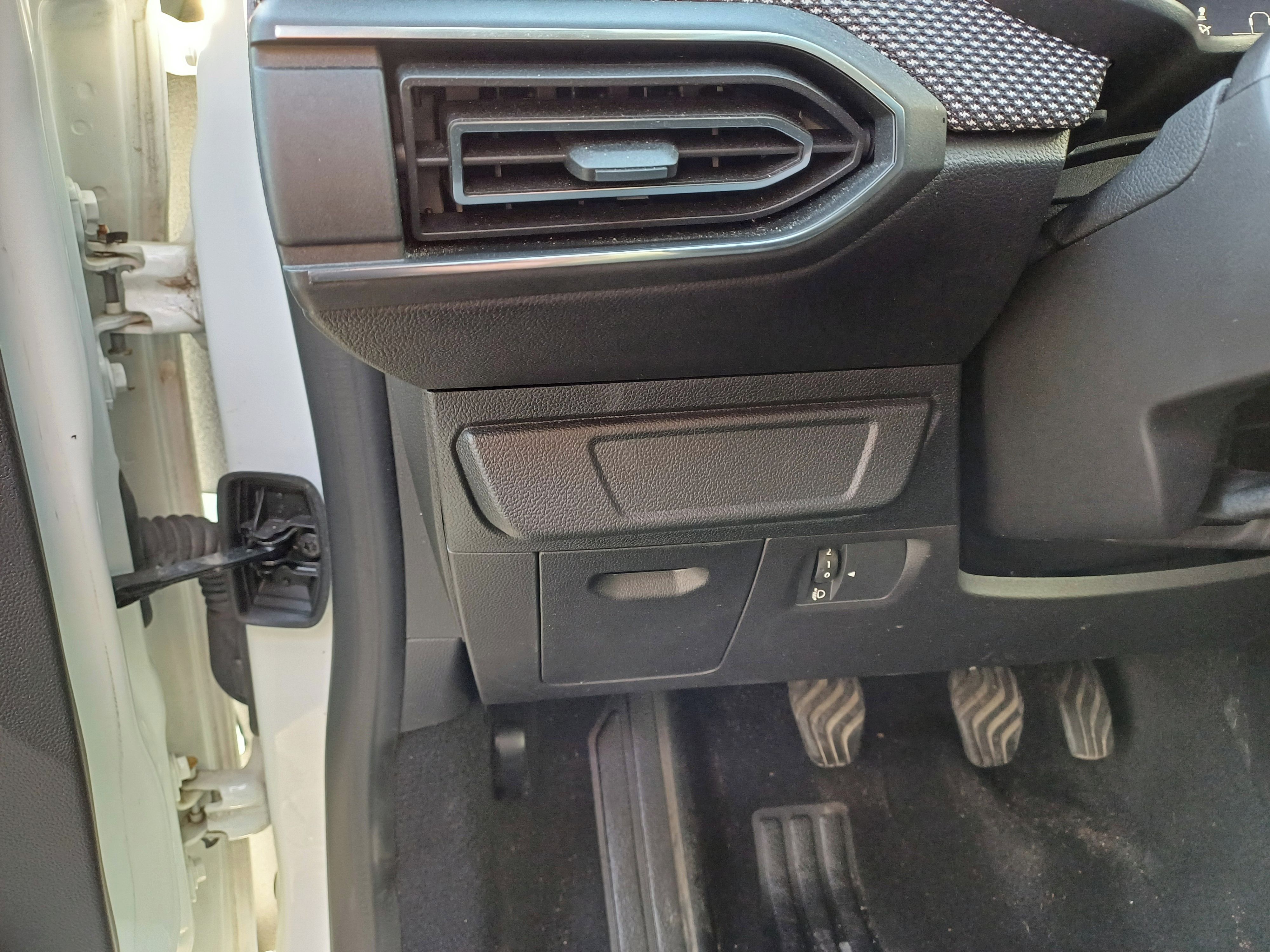 Dacia Sandero, Comfort TCe 90 - fotka 6