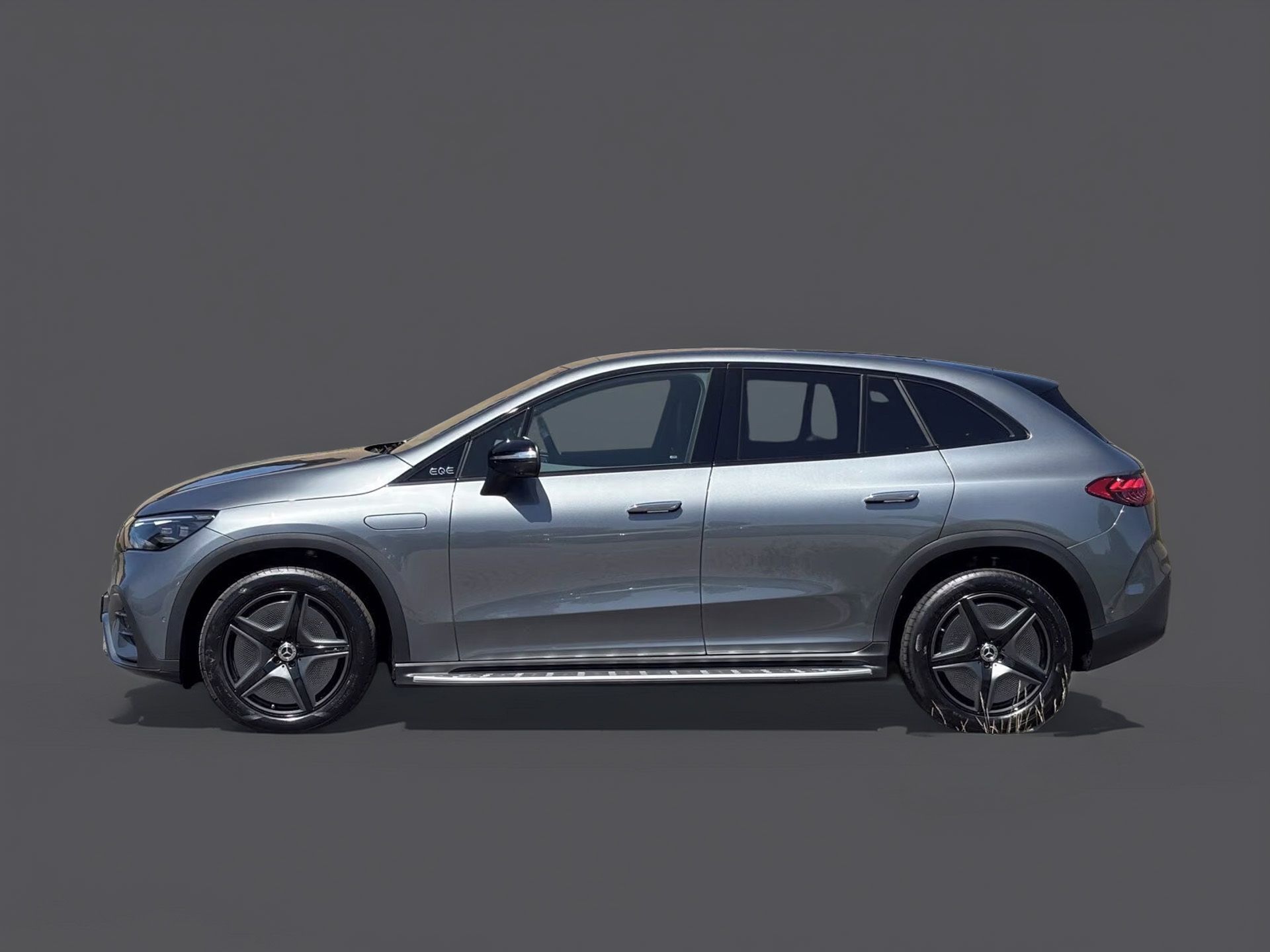 Mercedes-Benz EQE, 350+ AMG Pano 360 Distro DIGI - fotka 2