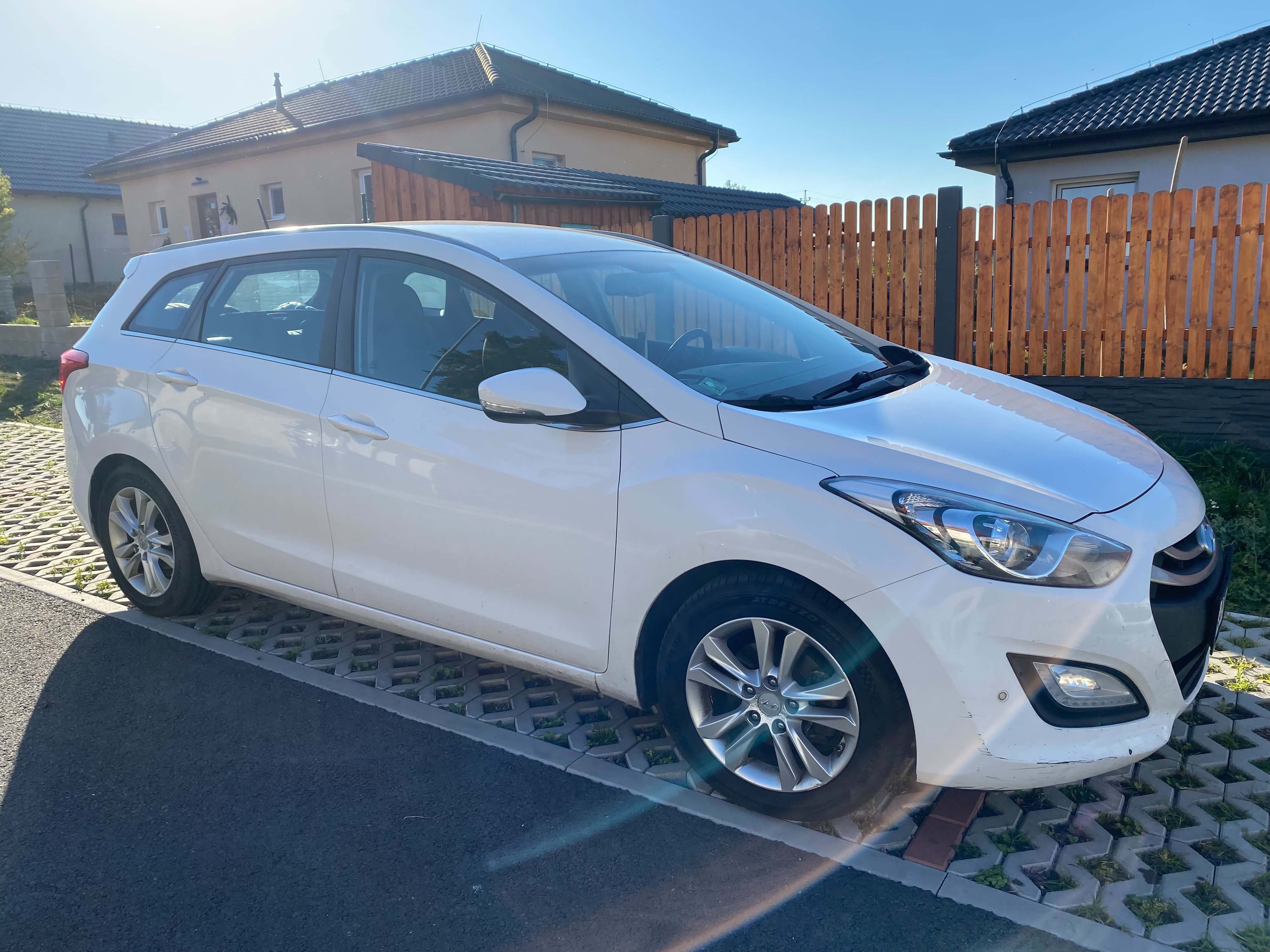Hyundai i30 - fotka 5