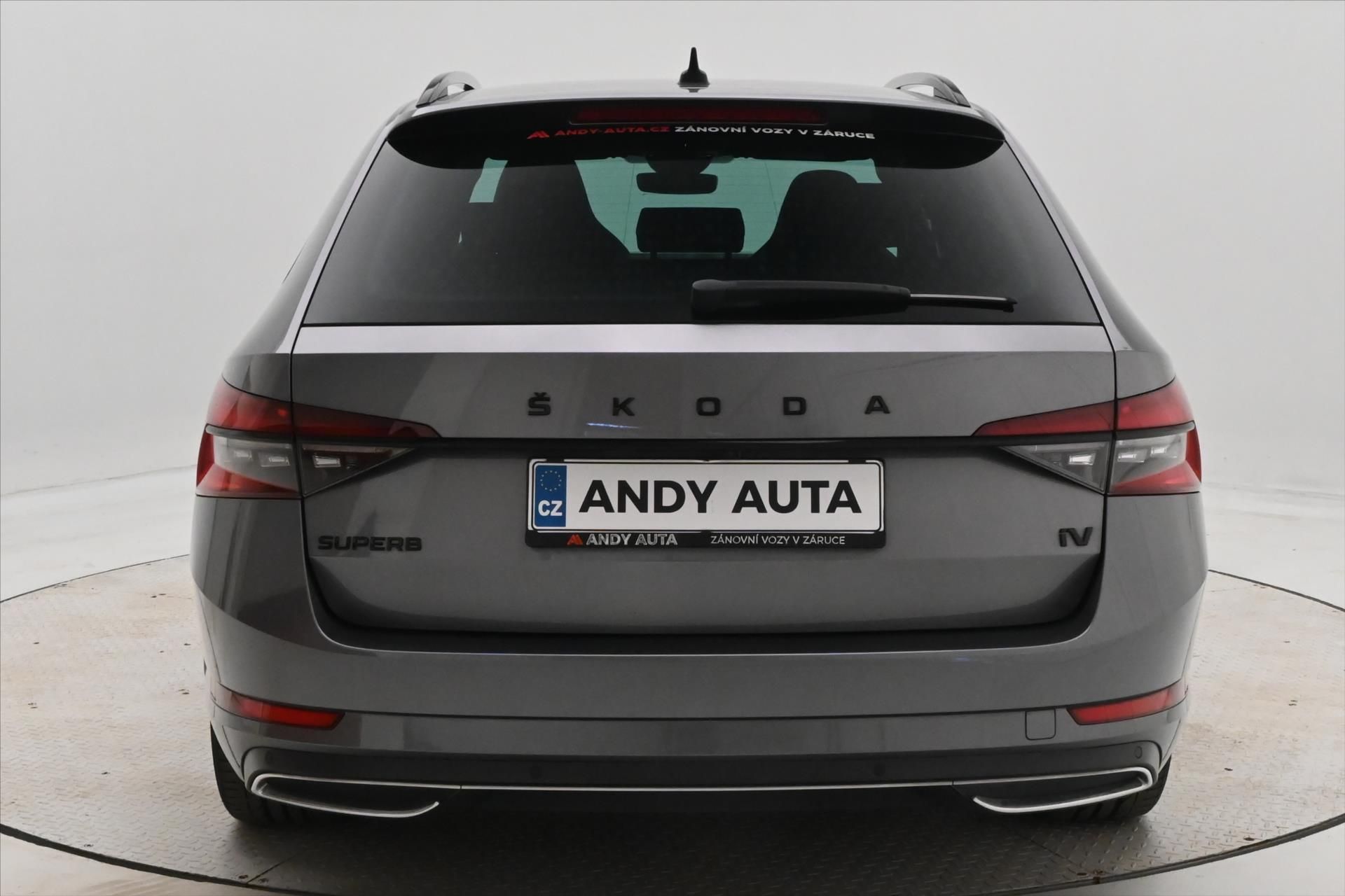Škoda Superb, 1,4 iV TSI 115kW DSG Sportline - fotka 6