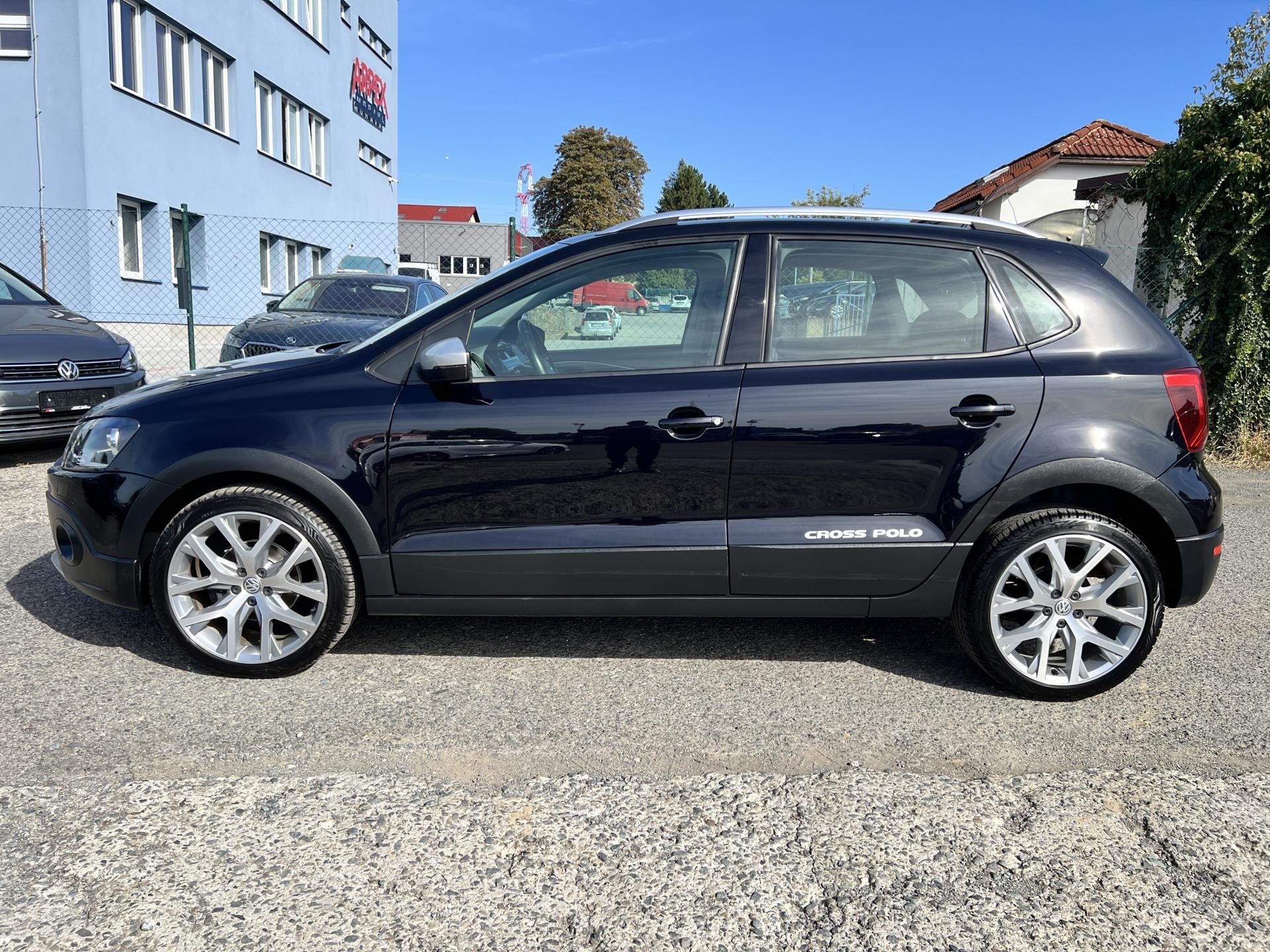 Volkswagen Polo, Cross 1.0MPi 55kw TEMPOMAT ALU - fotka 4