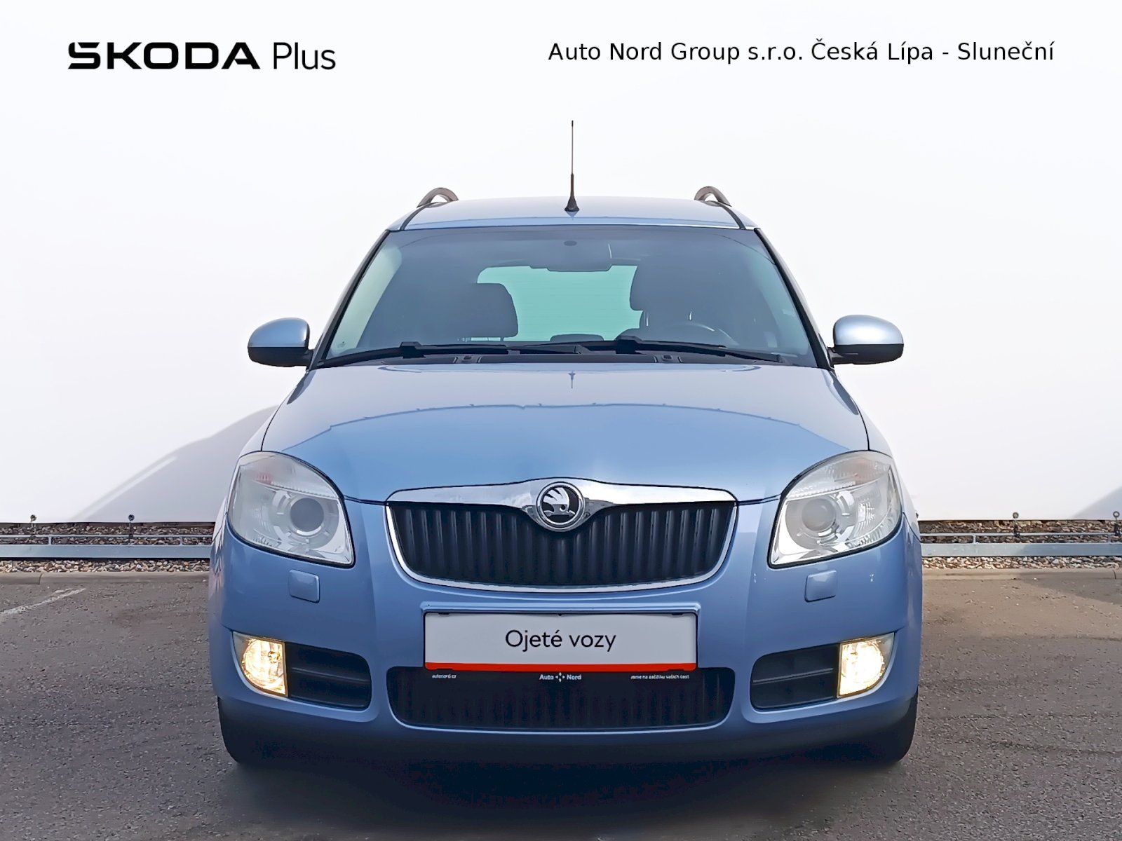 Škoda Roomster, 1,2HTP/51kw - fotka 4