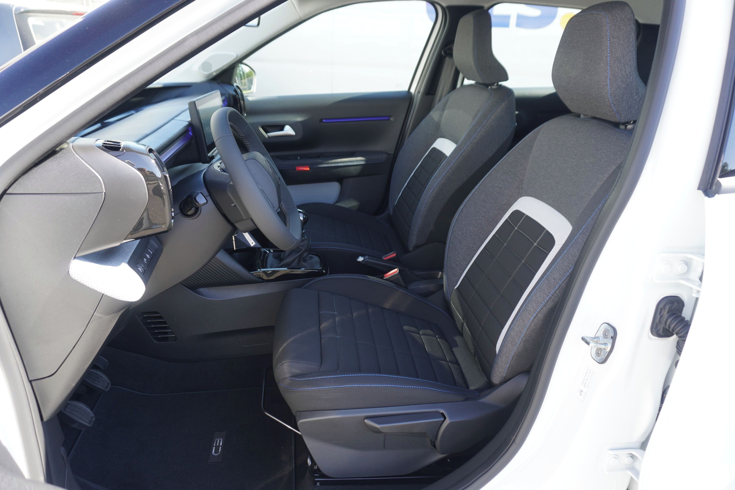 Citroën C3, PLUS Turbo 100 MAN6 - fotka 5