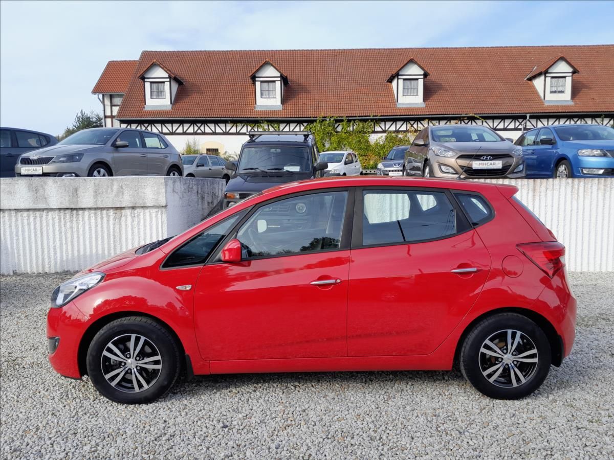 Hyundai ix20, 1,6i 91 kW - fotka 4