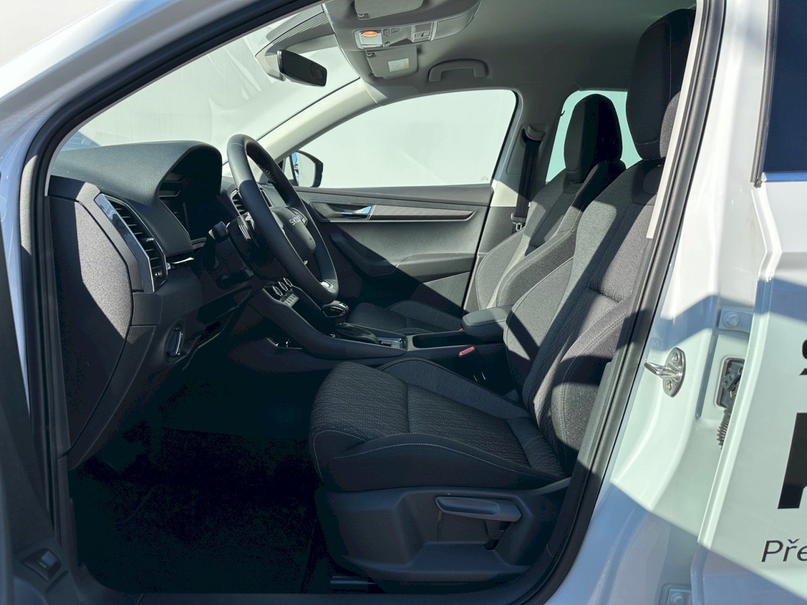 Škoda Karoq, 1,5 TSI / 110 KW / DSG / Top S - fotka 6