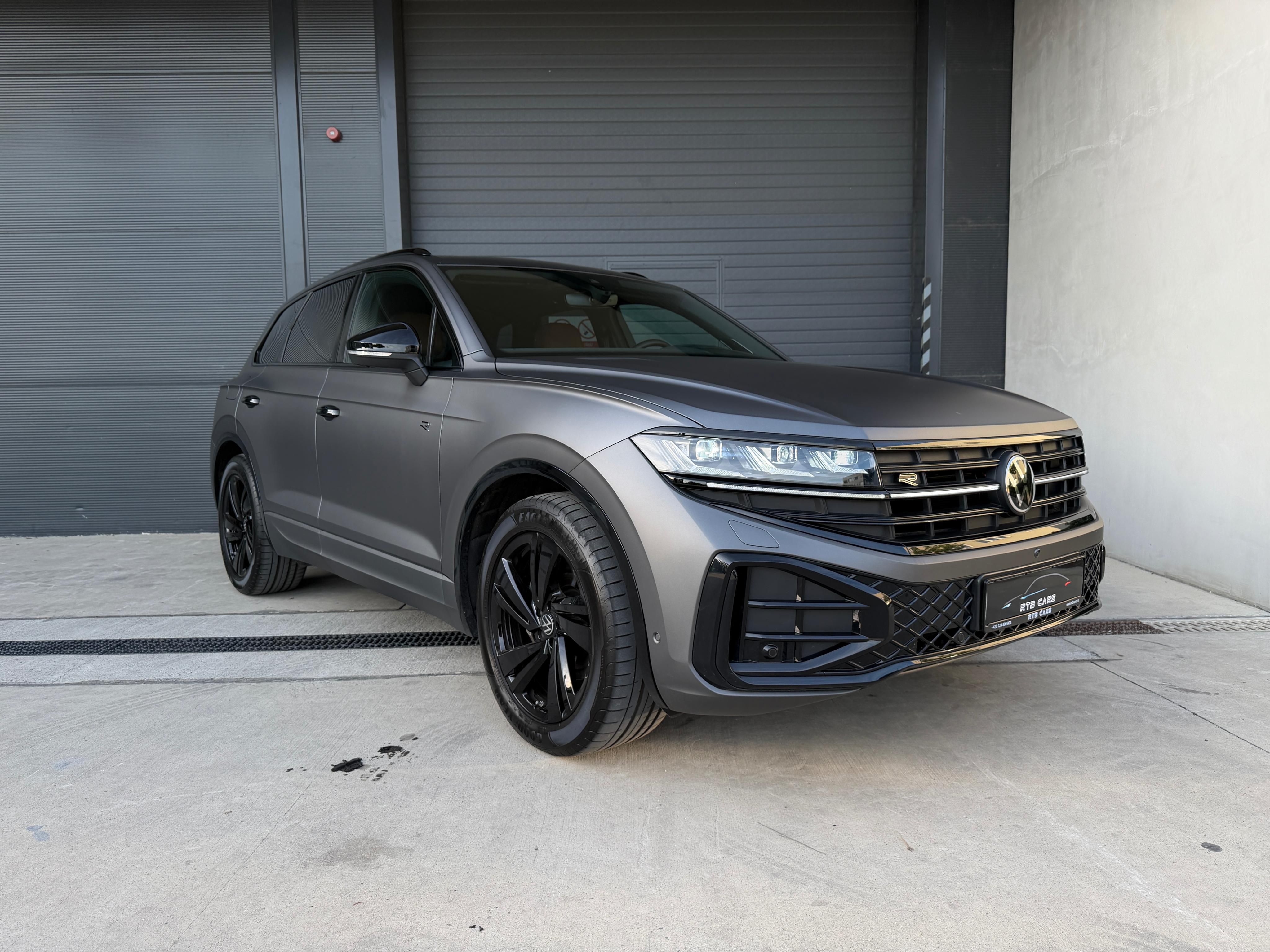 Volkswagen Touareg, 3.0TDi, R-Line, Black Paket - fotka 2