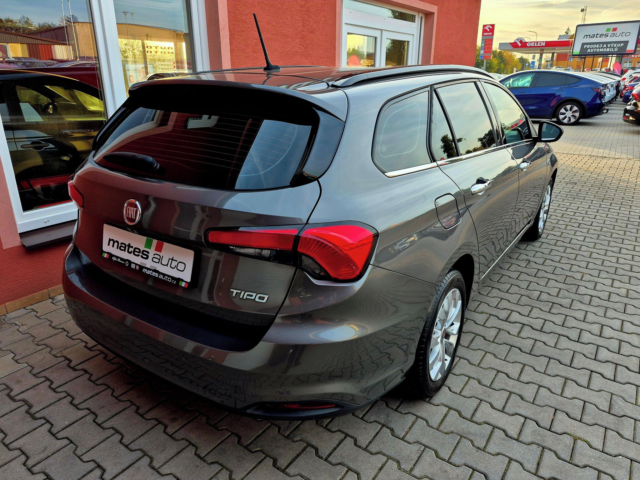 Fiat Tipo, 1.4 Turbo Lounge 88kw - fotka 6