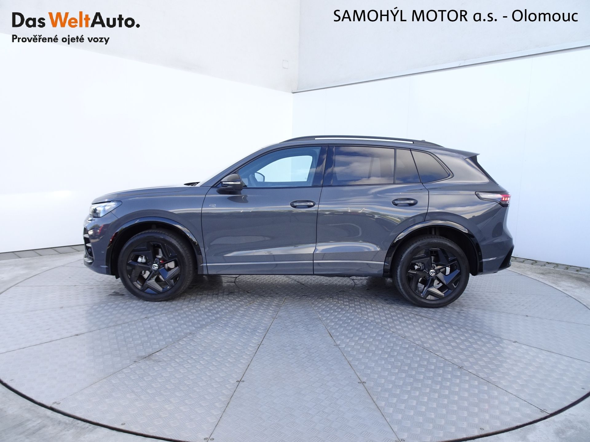 Volkswagen Tiguan, 2.0TDI DSG 4Motion R-line Peop - fotka 3