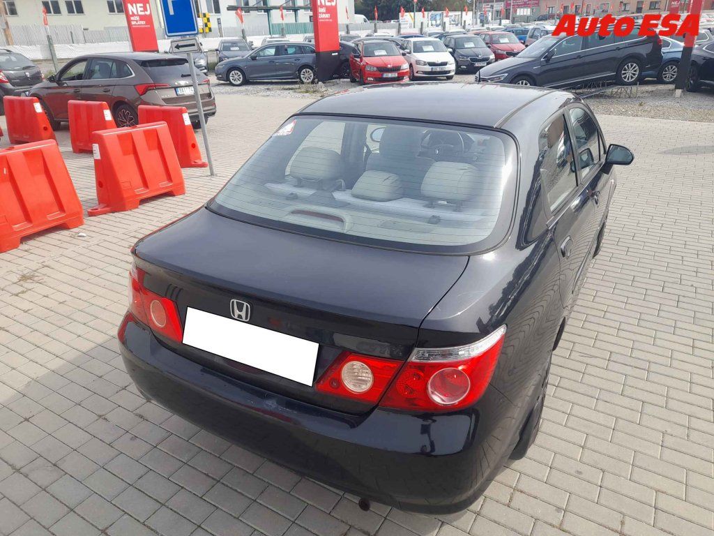 Honda City, 1.4 - fotka 2