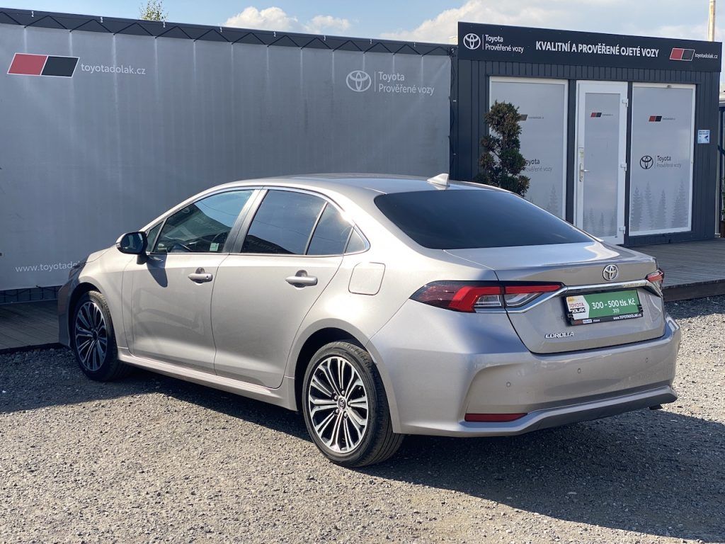 Toyota Corolla, 1.6i, ČR, Executive, záruka - fotka 5