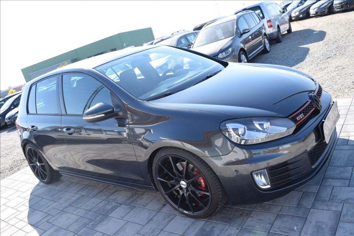 Volkswagen Golf, 2,0 GTI 6 PO SERVISE AUTOMAT - fotka 4