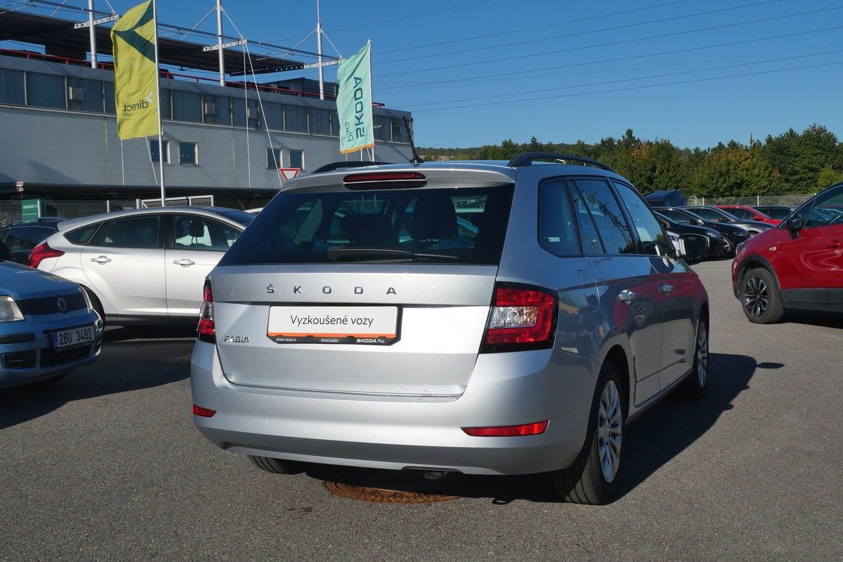 Škoda Fabia, 1.0 TSI 70 kW Active - fotka 2