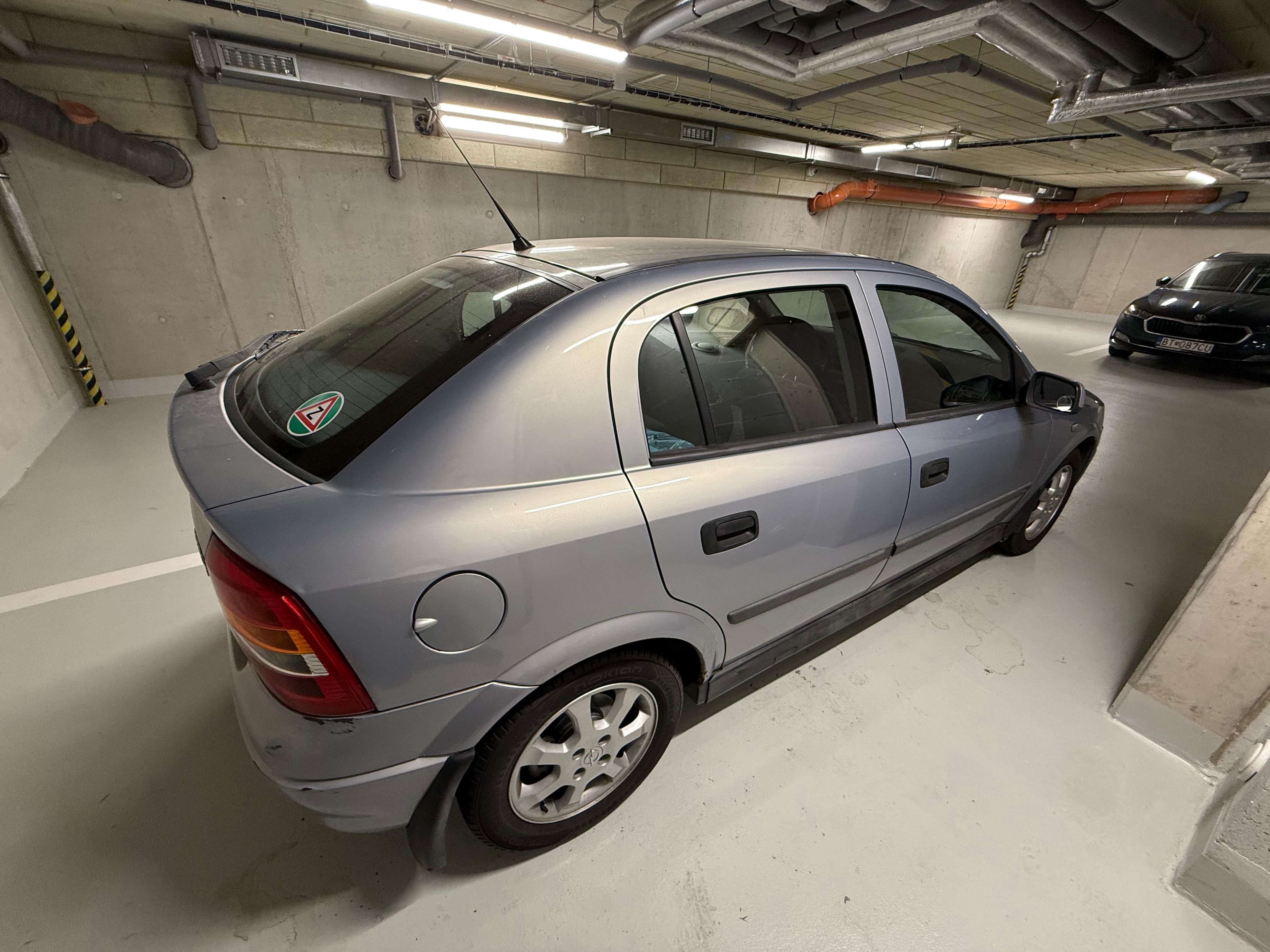 Opel Astra, Opel Astra G 1.6 16V 74 kW - fotka 4