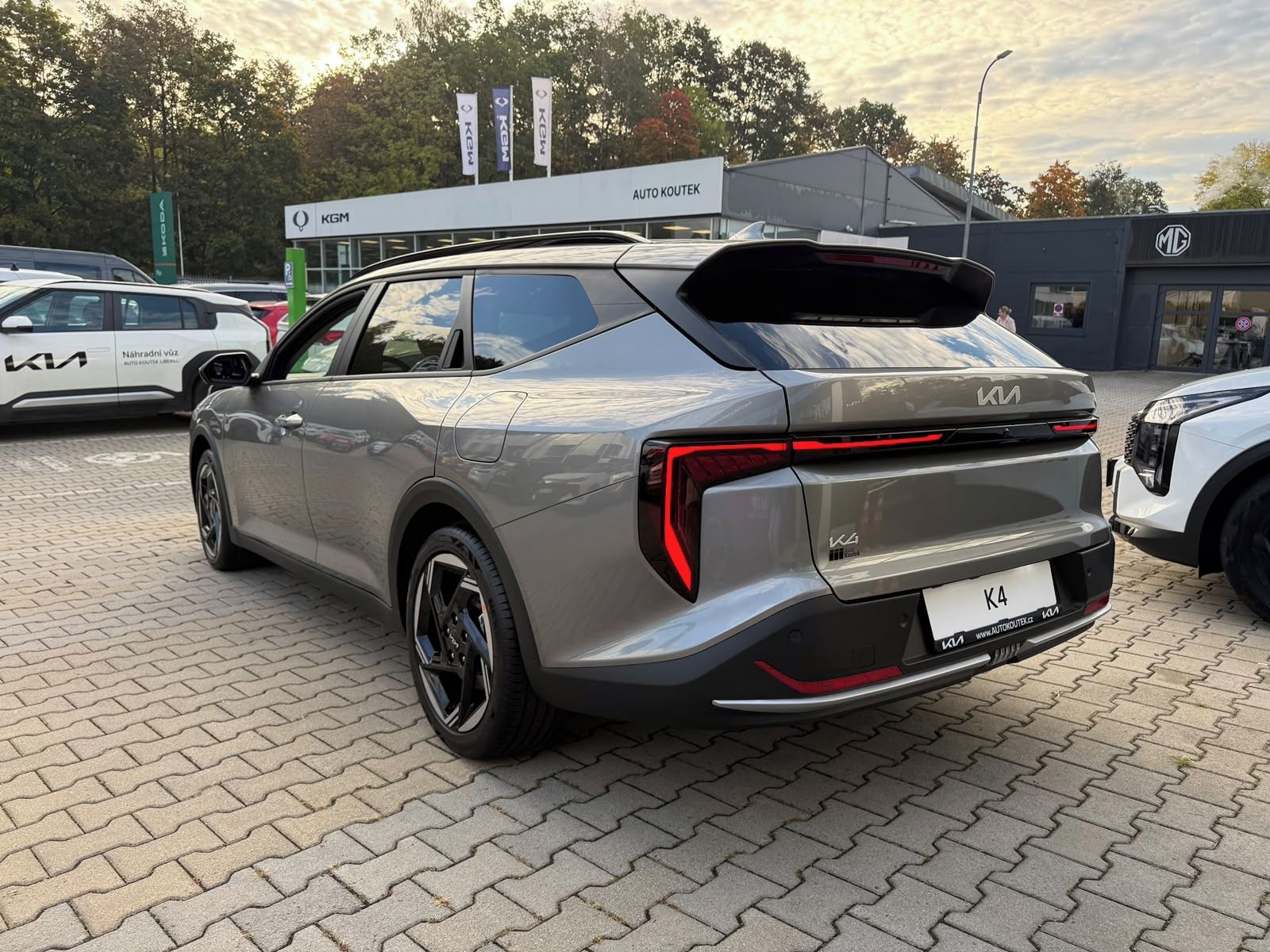 Kia K4, 1,6 T-GDi GPF 7DCT EXCLUSIVE - fotka 6