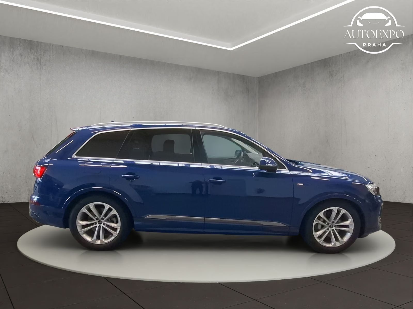 Audi Q7, SUV S line TFSI quattro 250 kW - fotka 4