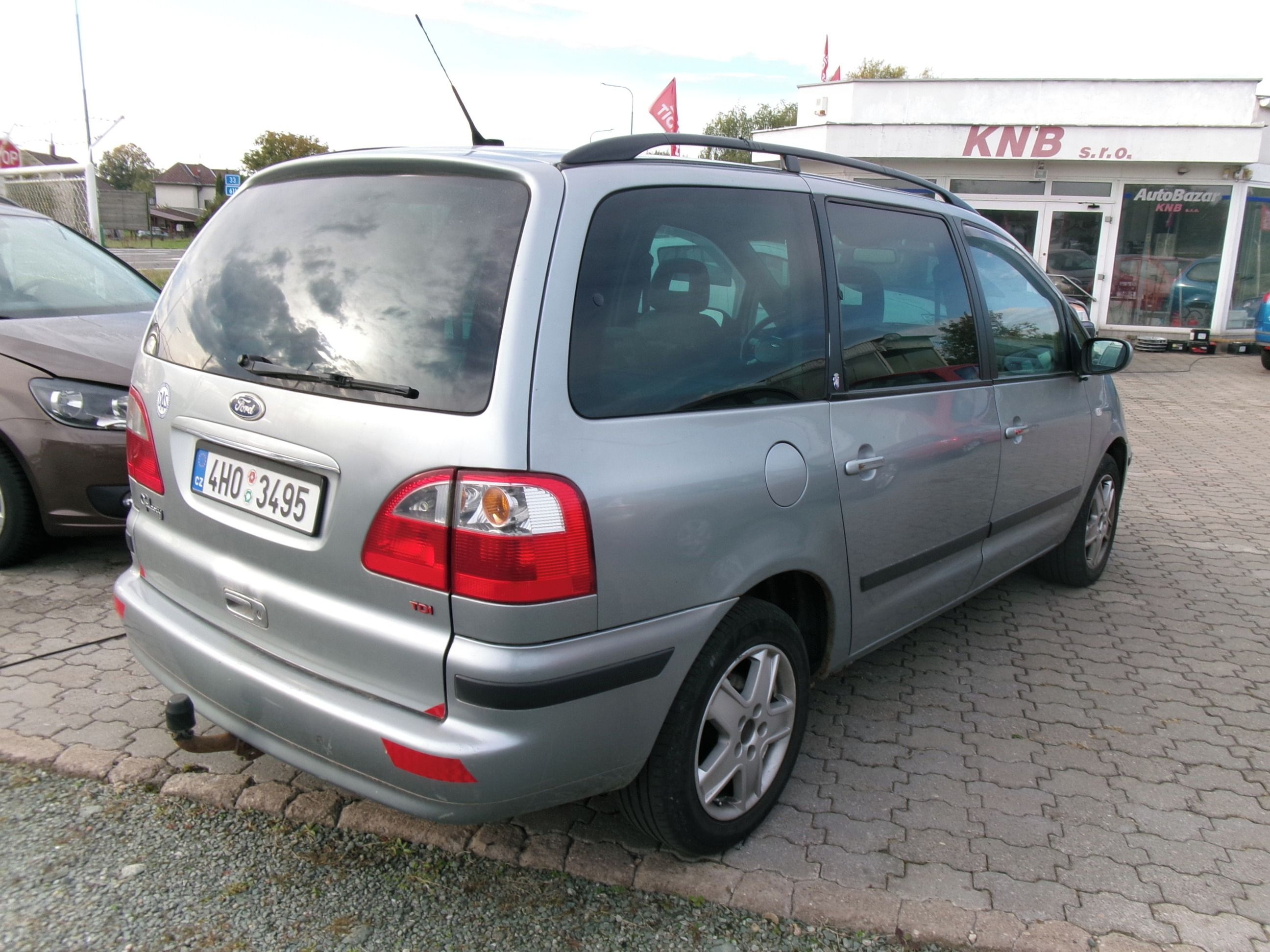 Ford Galaxy, 1.9TDi GHIA,2x kola - fotka 6