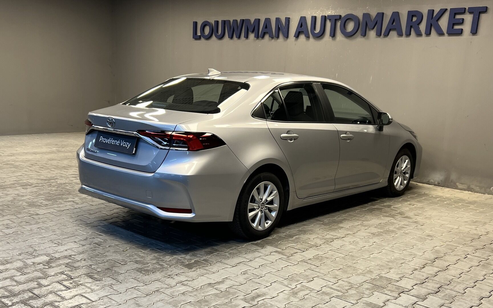 Toyota Corolla, 1,5 COMFORT - fotka 2