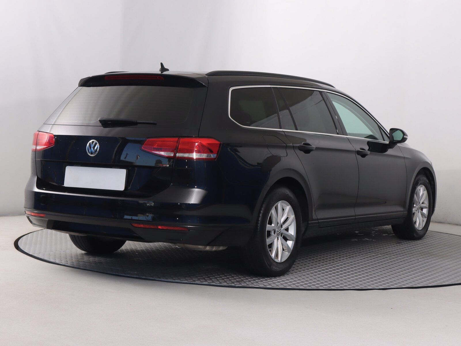 Volkswagen Passat, 1.4 TSI, Automat - fotka 5