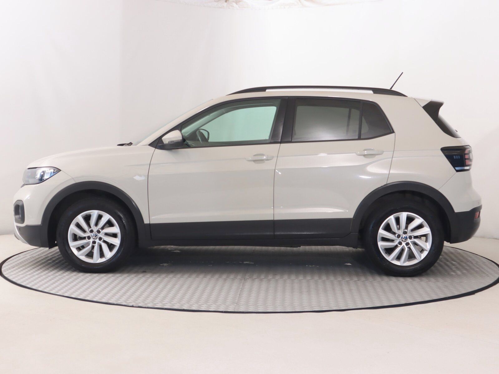 Volkswagen T-Cross, 1.0 TSI, Automat, Serv.kniha - fotka 3