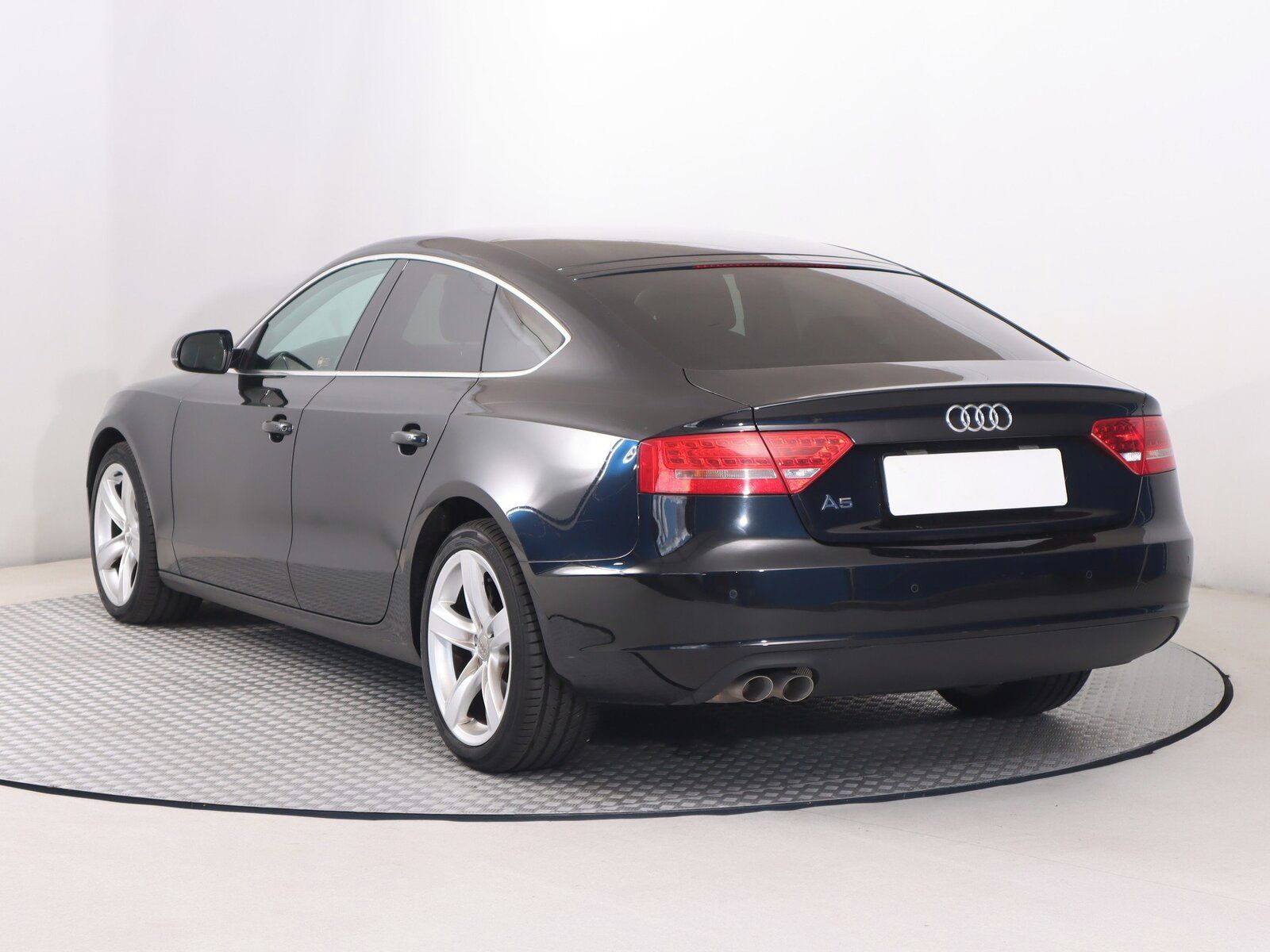 Audi A5, 2.0 TDI, Automat, Serv.kniha - fotka 4