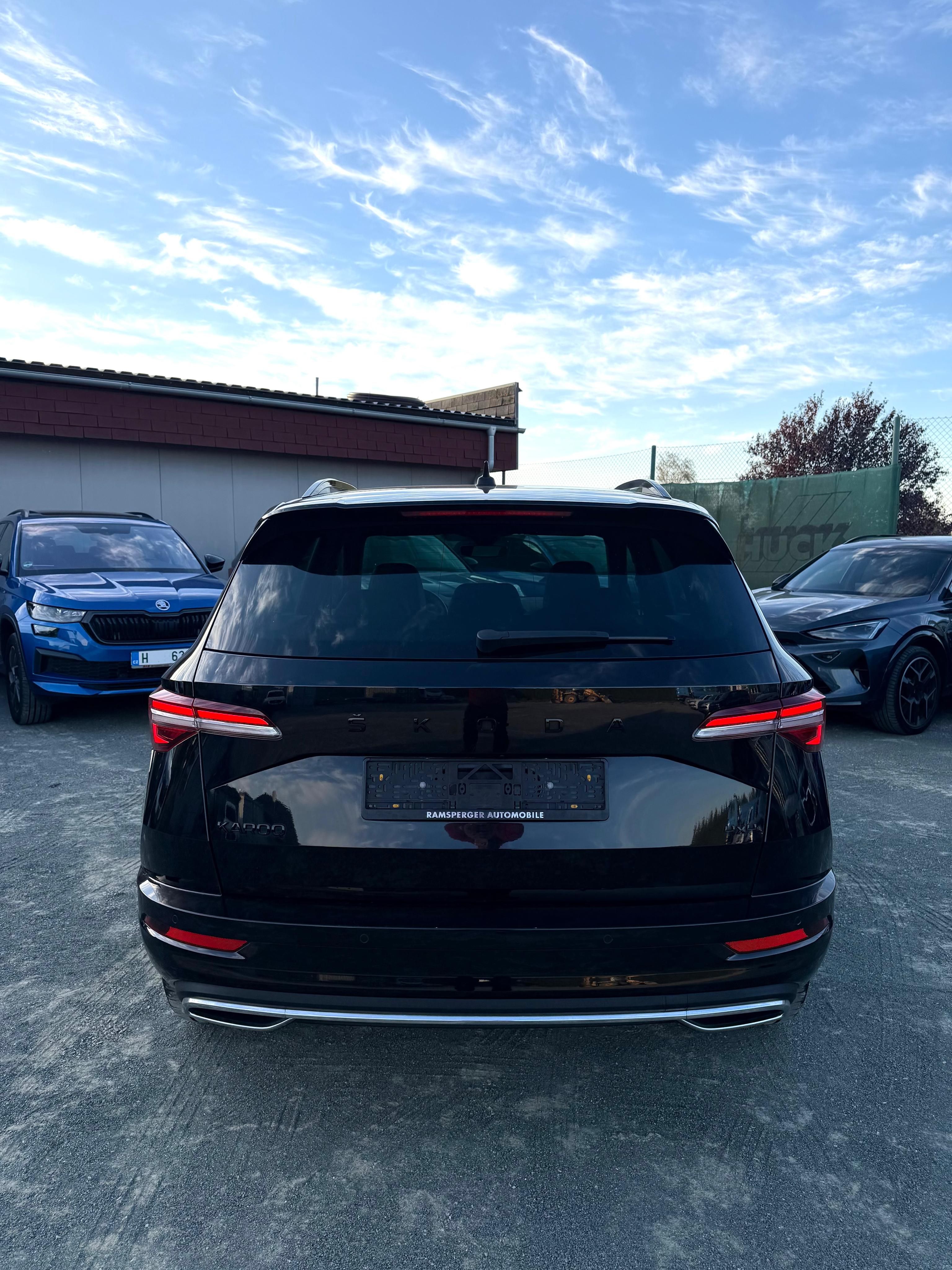 Škoda Karoq, Sport Line 2.0 TSI 4x4 360 DCC - fotka 4