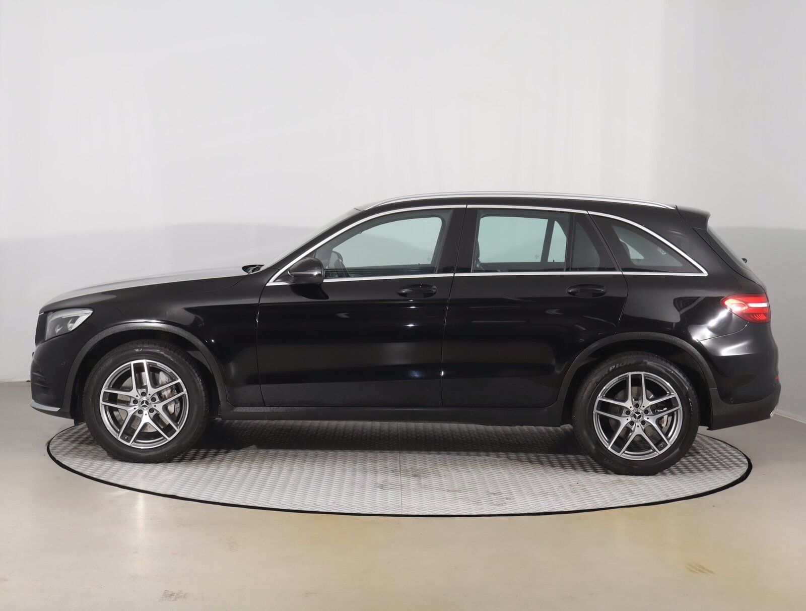 Mercedes-Benz GLC, 250 d 4MATIC, 4X4, Automat - fotka 3