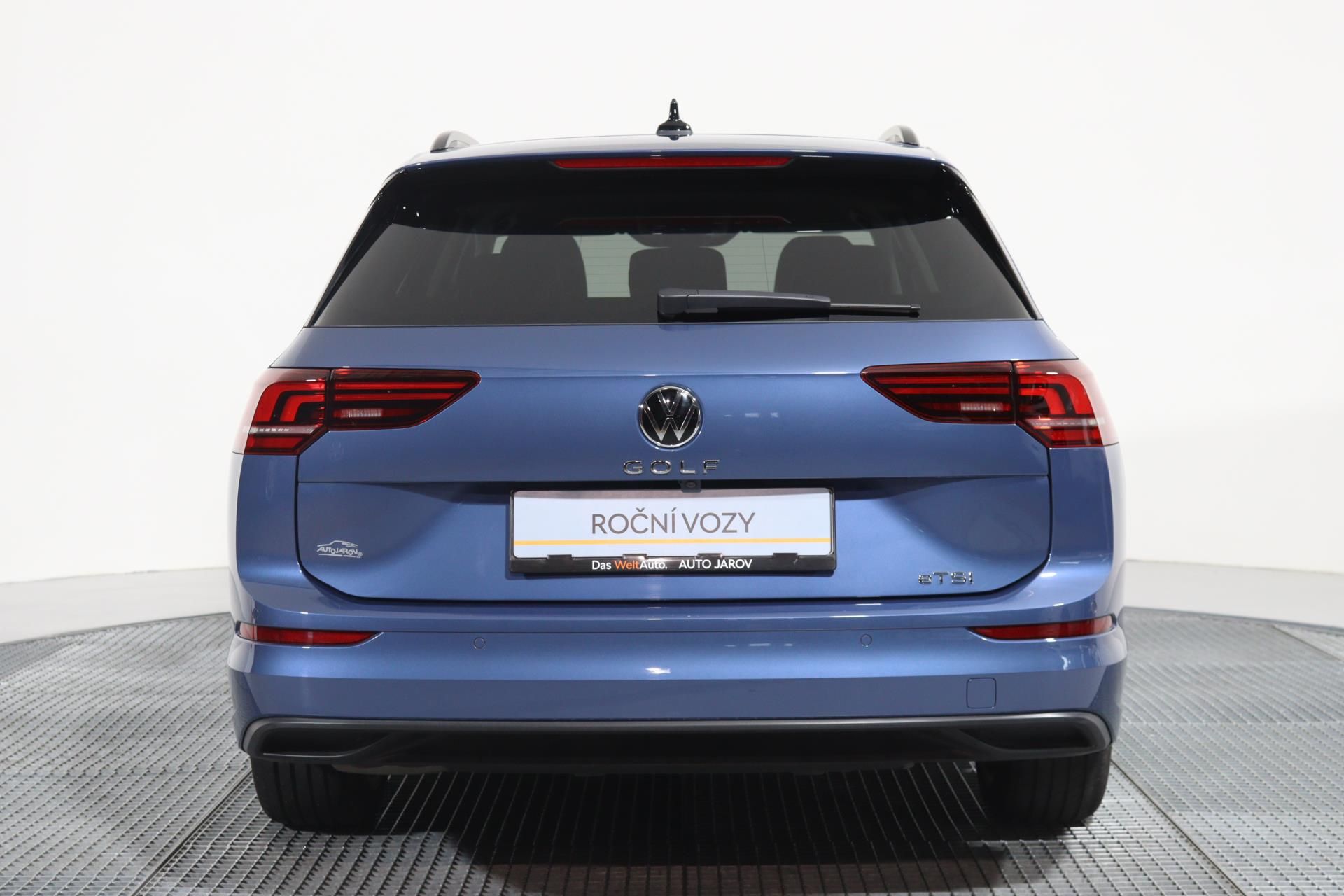Volkswagen Golf Variant, People 1,5 eTSI 110kw 7DSG - fotka 6
