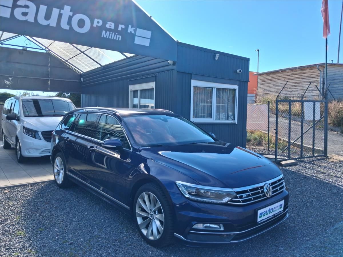 Volkswagen Passat, 2,0 R Line, Matrix,TZ, 4x4,CZ
