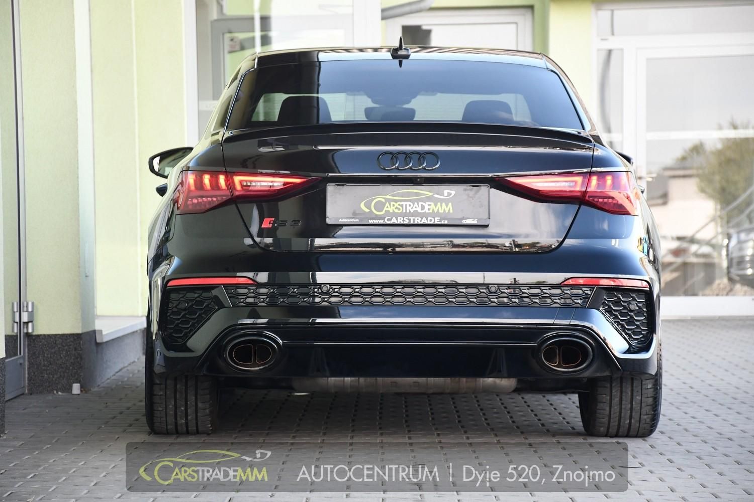 Audi RS3, 2.5TFSI Q ACC 1.M ČR - fotka 4