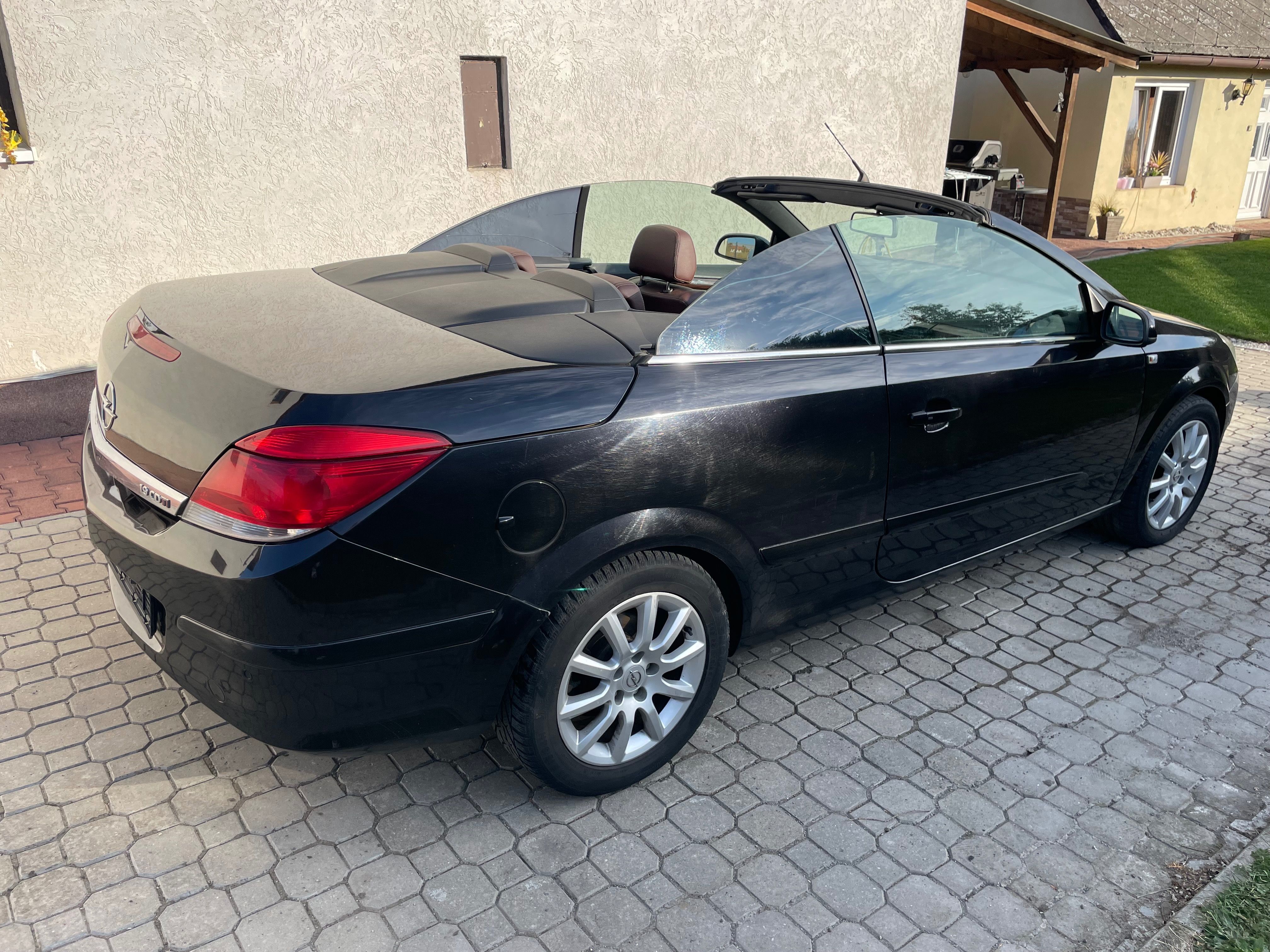 Opel Astra, Cabrio 1,9 cdti - fotka 6