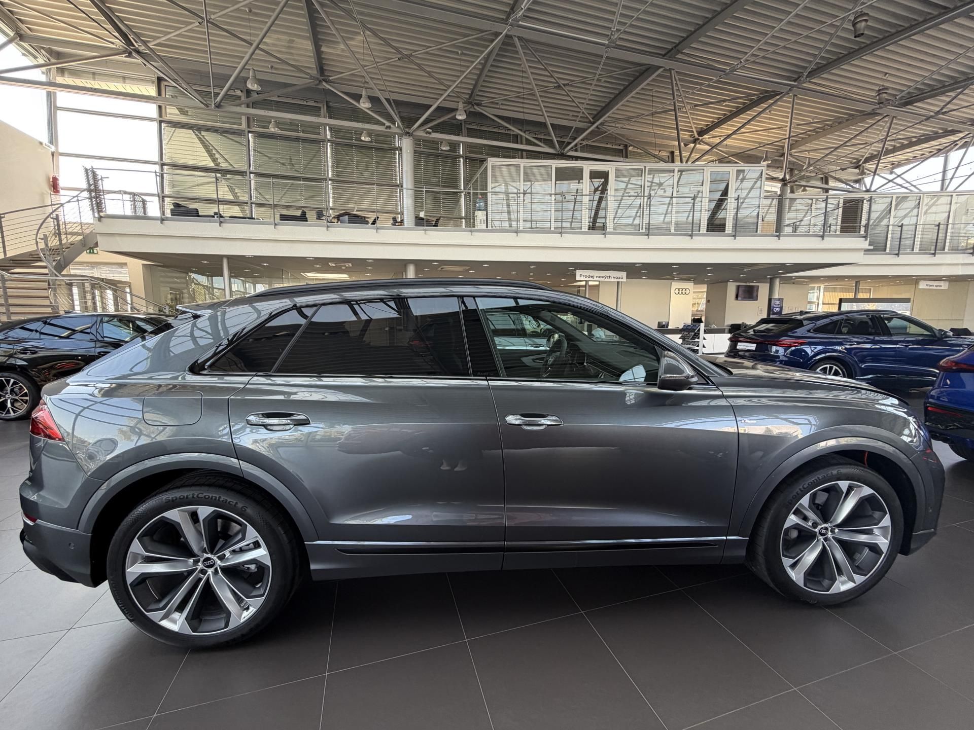 Audi Q8, TDI quattro 210 kW tiptronic - fotka 4