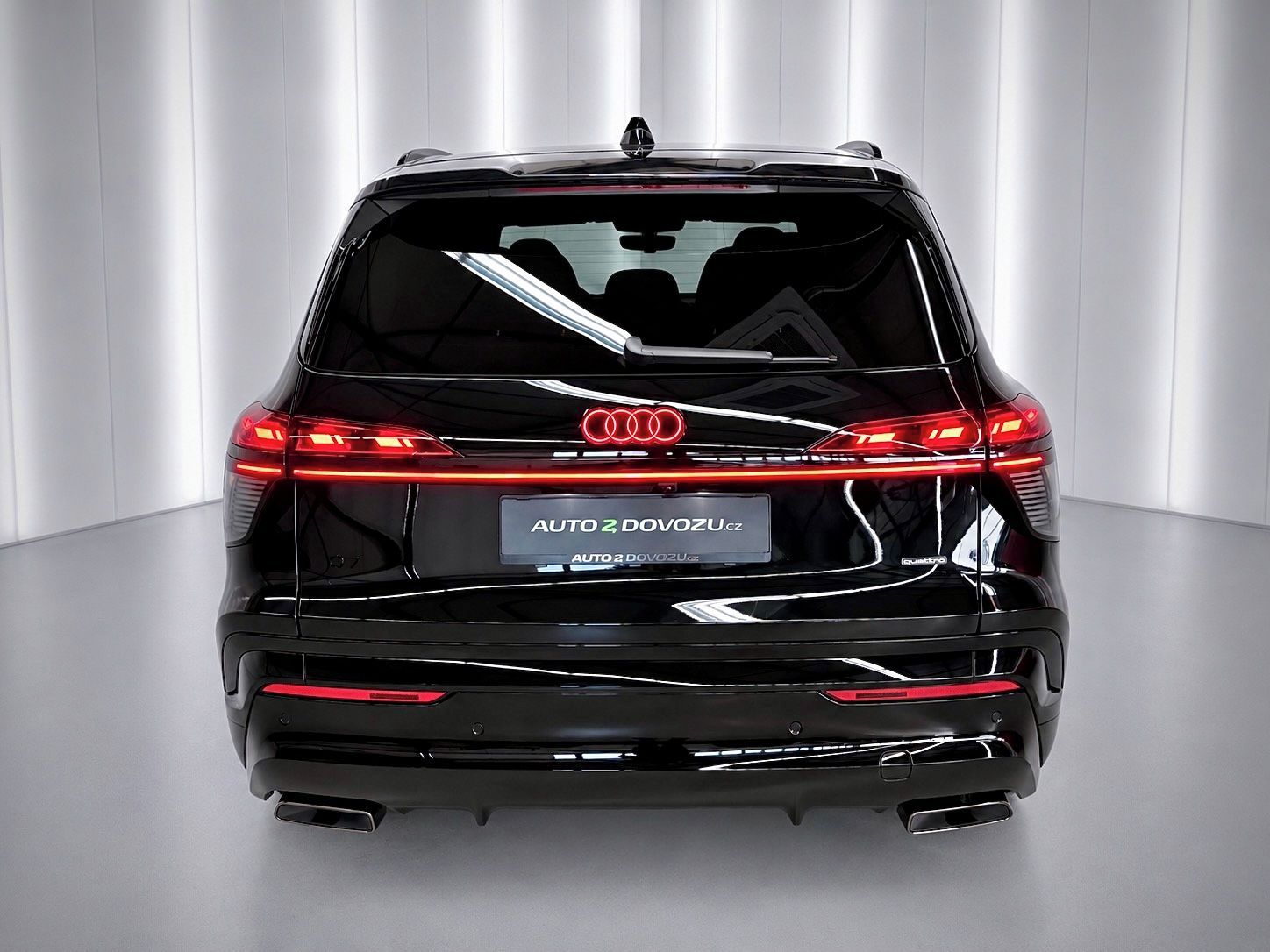 Audi Q7, TDI 220 kW QUATTRO S-LINE - fotka 5