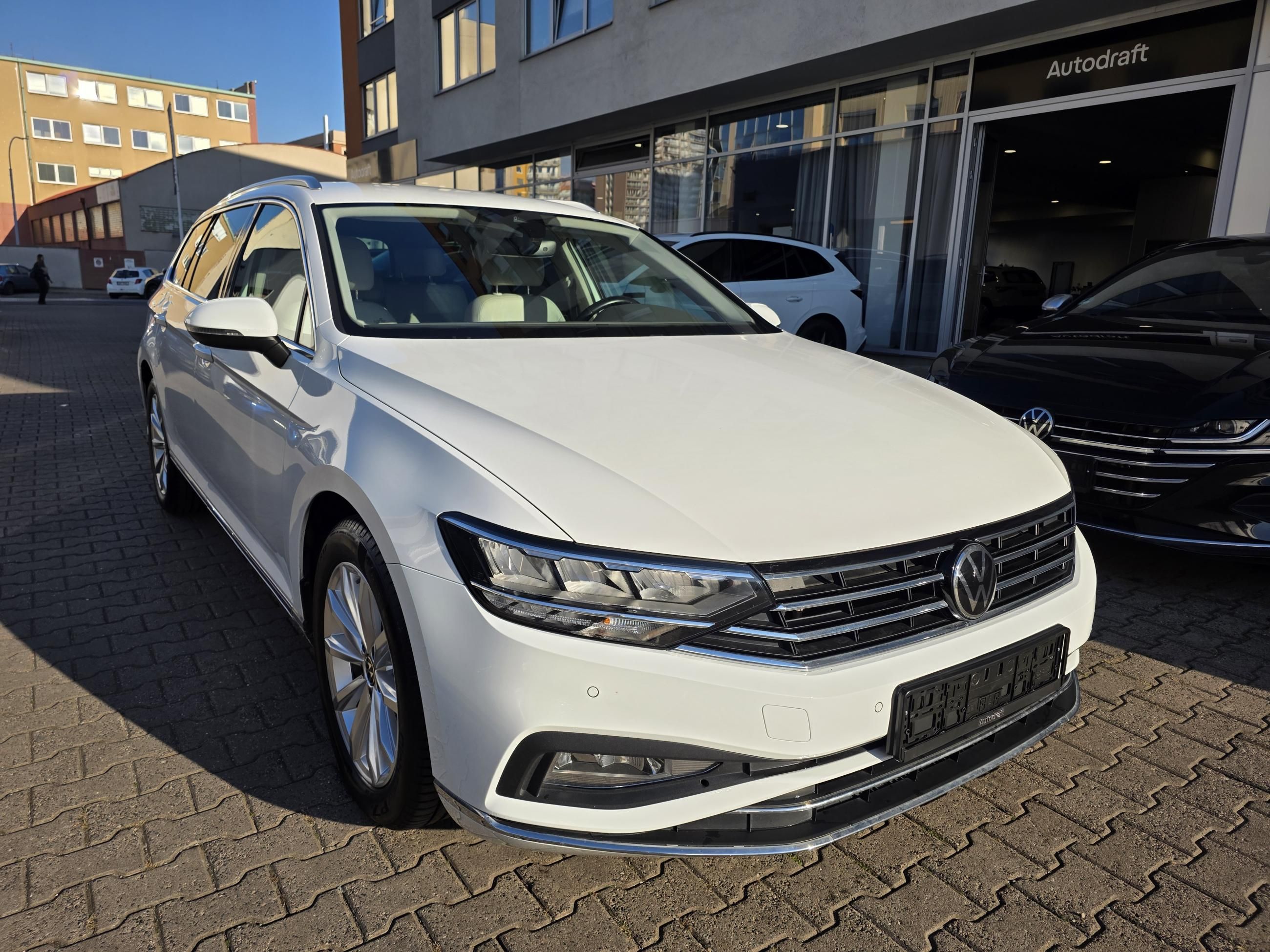 Volkswagen Passat Variant, Elegance 2.0 TDI 110kW DSG