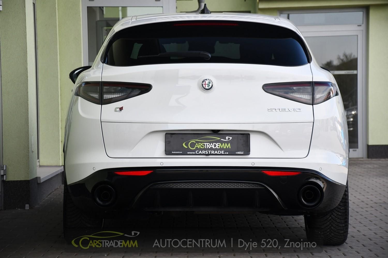 Alfa Romeo Stelvio, 2.2 Diesel 16V 154kW Veloce Q4 - fotka 4