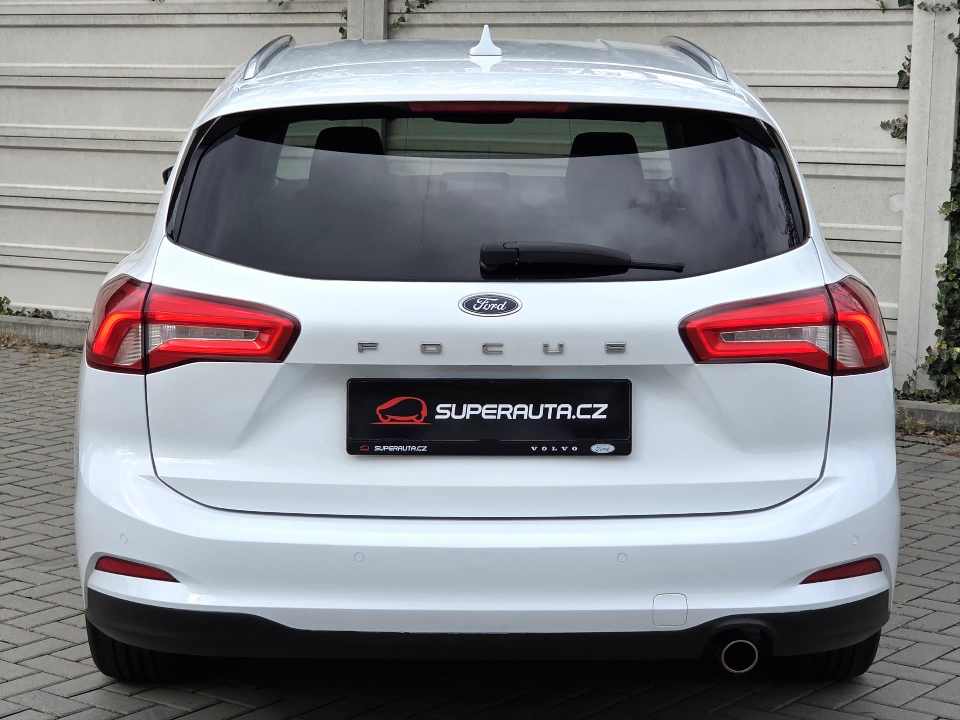 Ford Focus, 1,5 EcoBoost 110kW AT Titanium - fotka 5