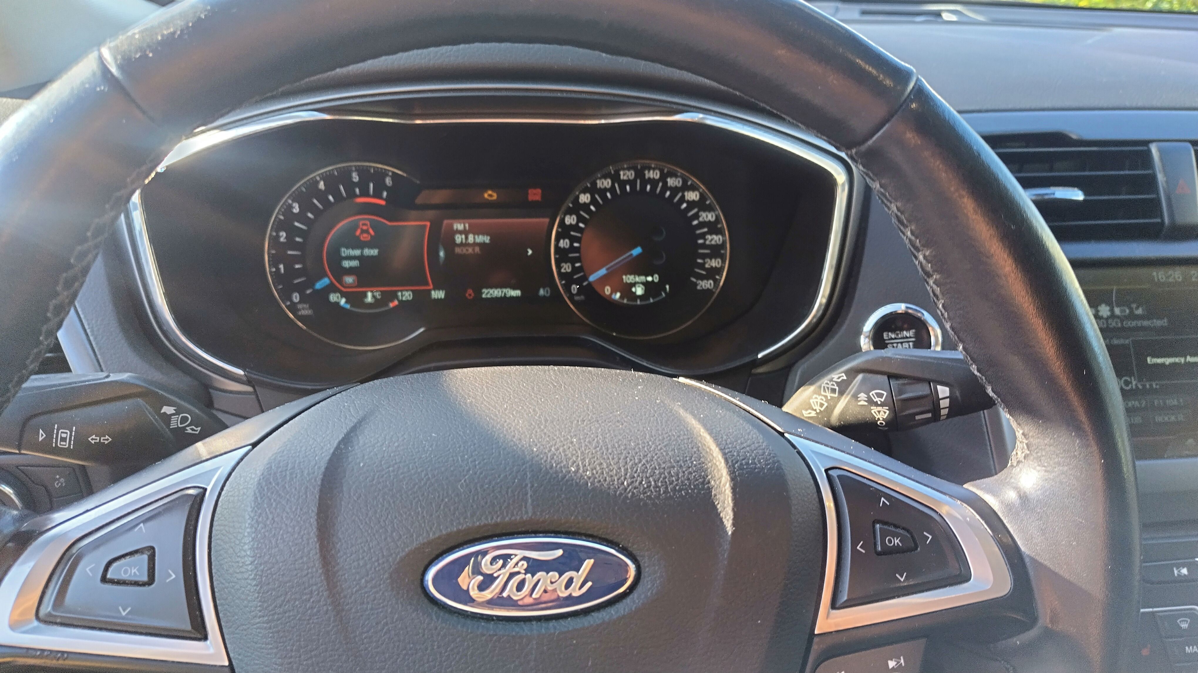 Ford Mondeo, Titanium, r.v 2015, tažné - fotka 4