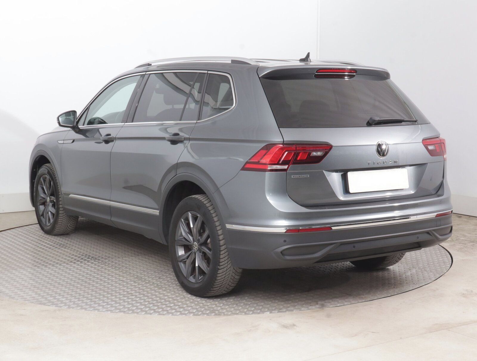 Volkswagen Tiguan Allspace, 2.0 TDI, Life, Automat, 7 míst - fotka 4