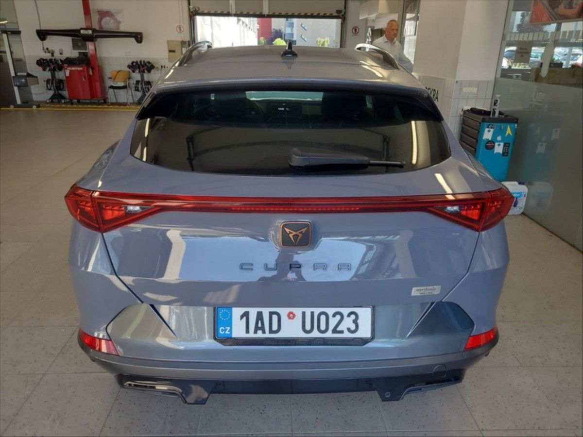 Cupra Formentor, 2,0 TSi 4x4 DSG 140kW - fotka 2