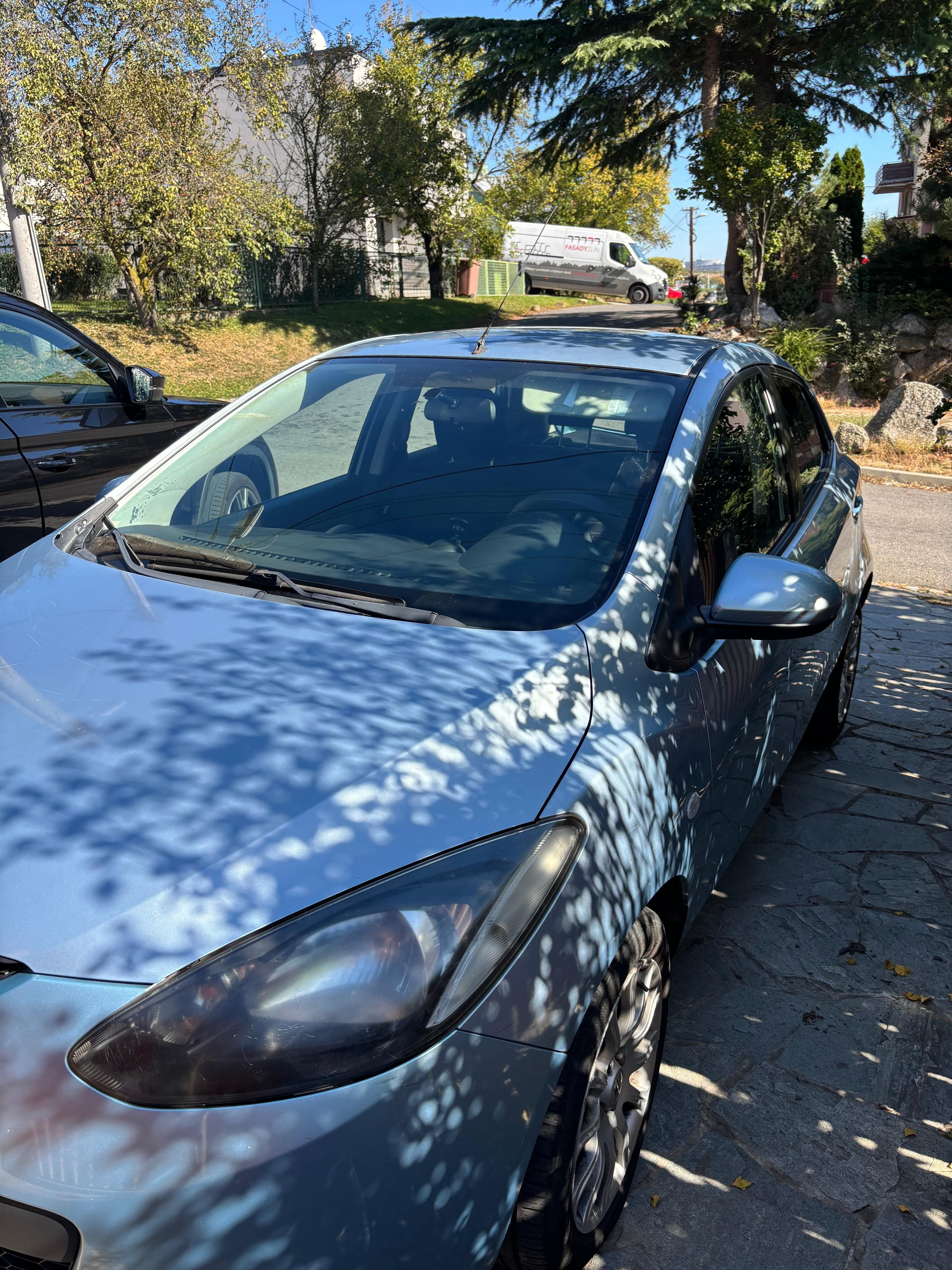 Mazda 2, Pravidelně servisováno - fotka 4