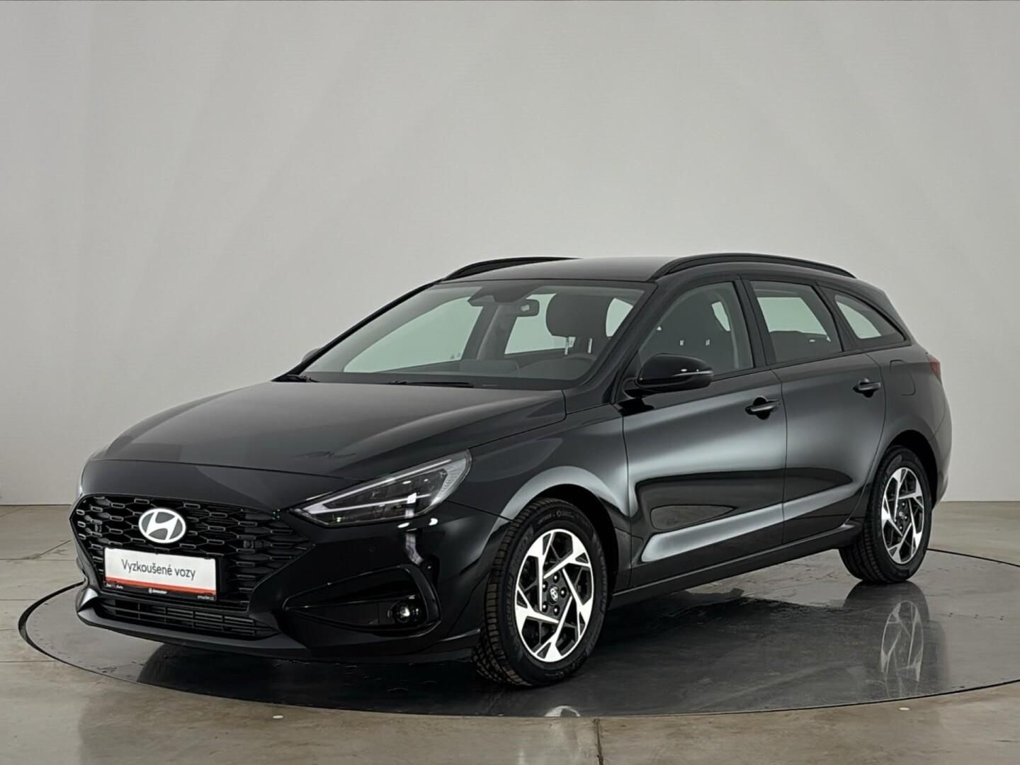 Hyundai i30, 1.5 T-GDI / 103 kW Smart DCT