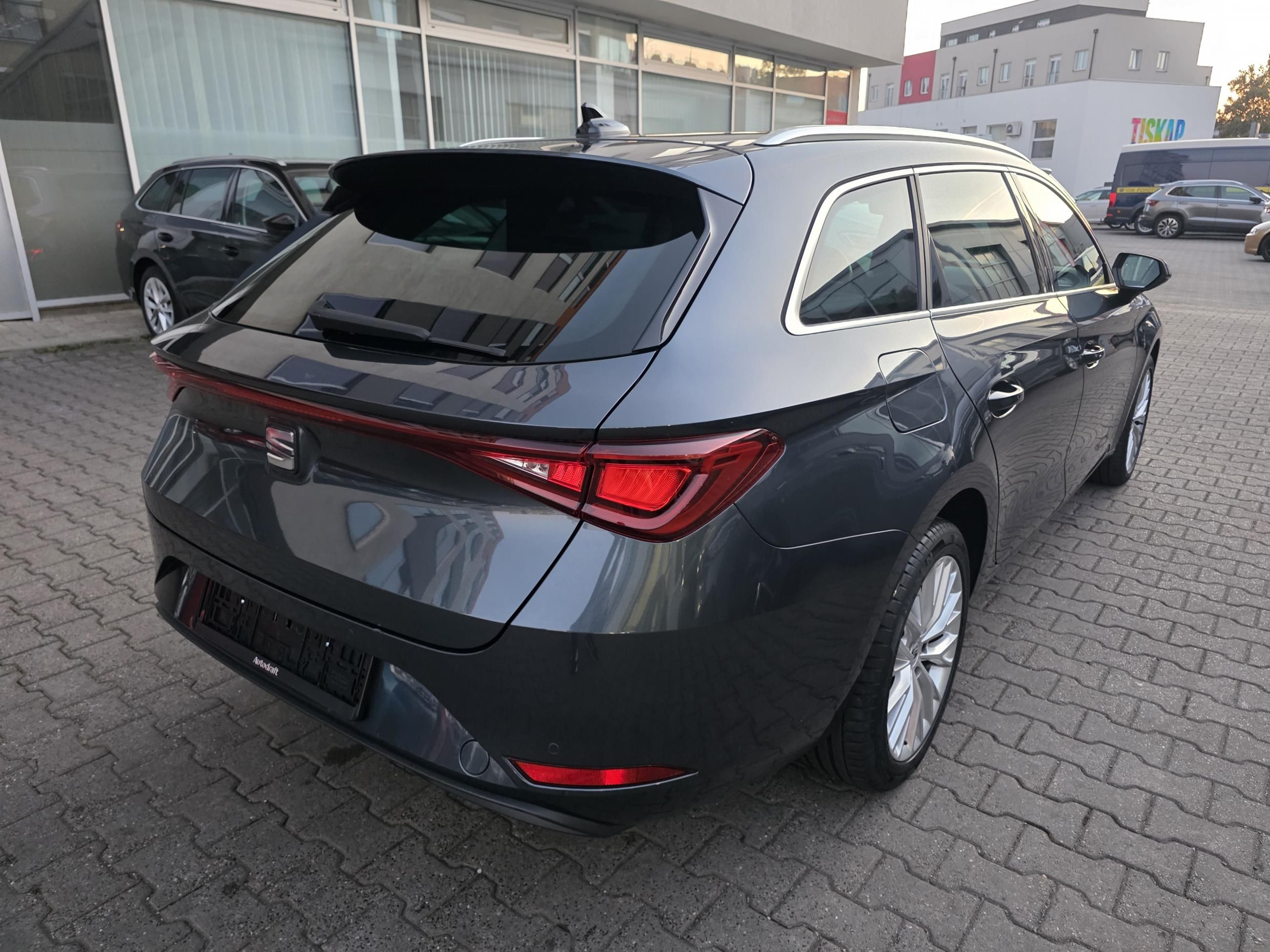 Seat Leon, Xcell. 2.0 TDI 110kW / Tažné - fotka 6