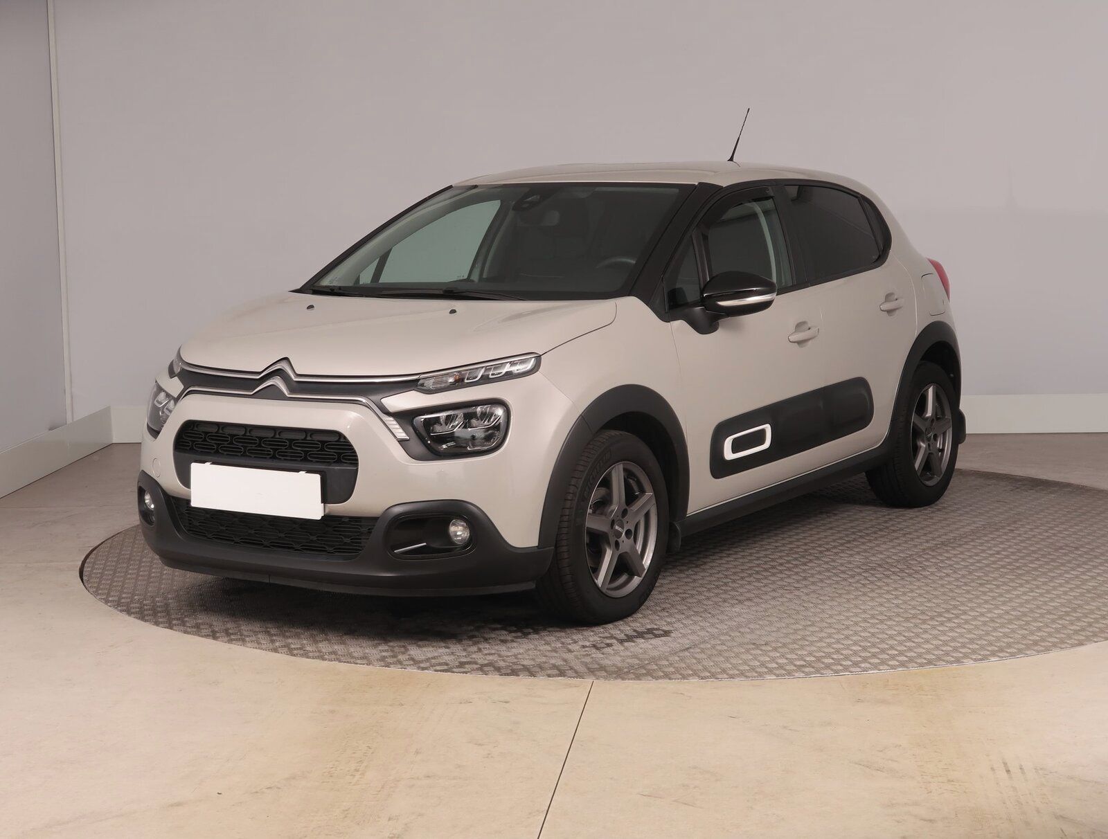Citroën C3, 1.2 PureTech, Feel Pack, ČR - fotka 2