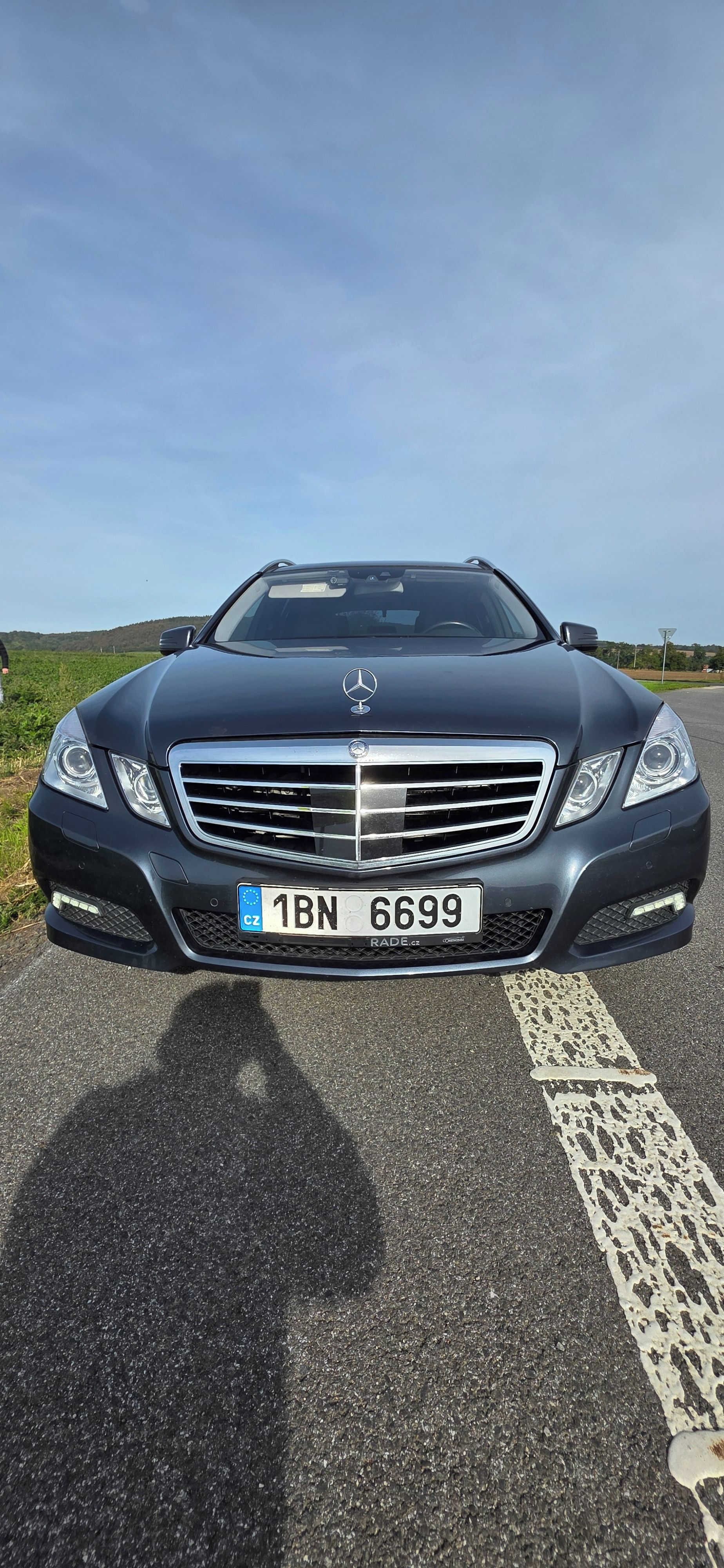 Mercedes-Benz Třídy E, Mercedes-Benz Třídy E 350 CDI - fotka 4