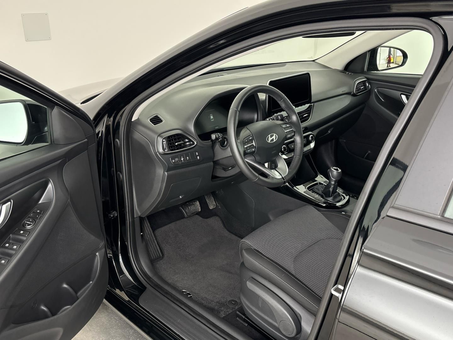 Hyundai i30, 1.5 T-GDI / 103 kW Smart DCT - fotka 6