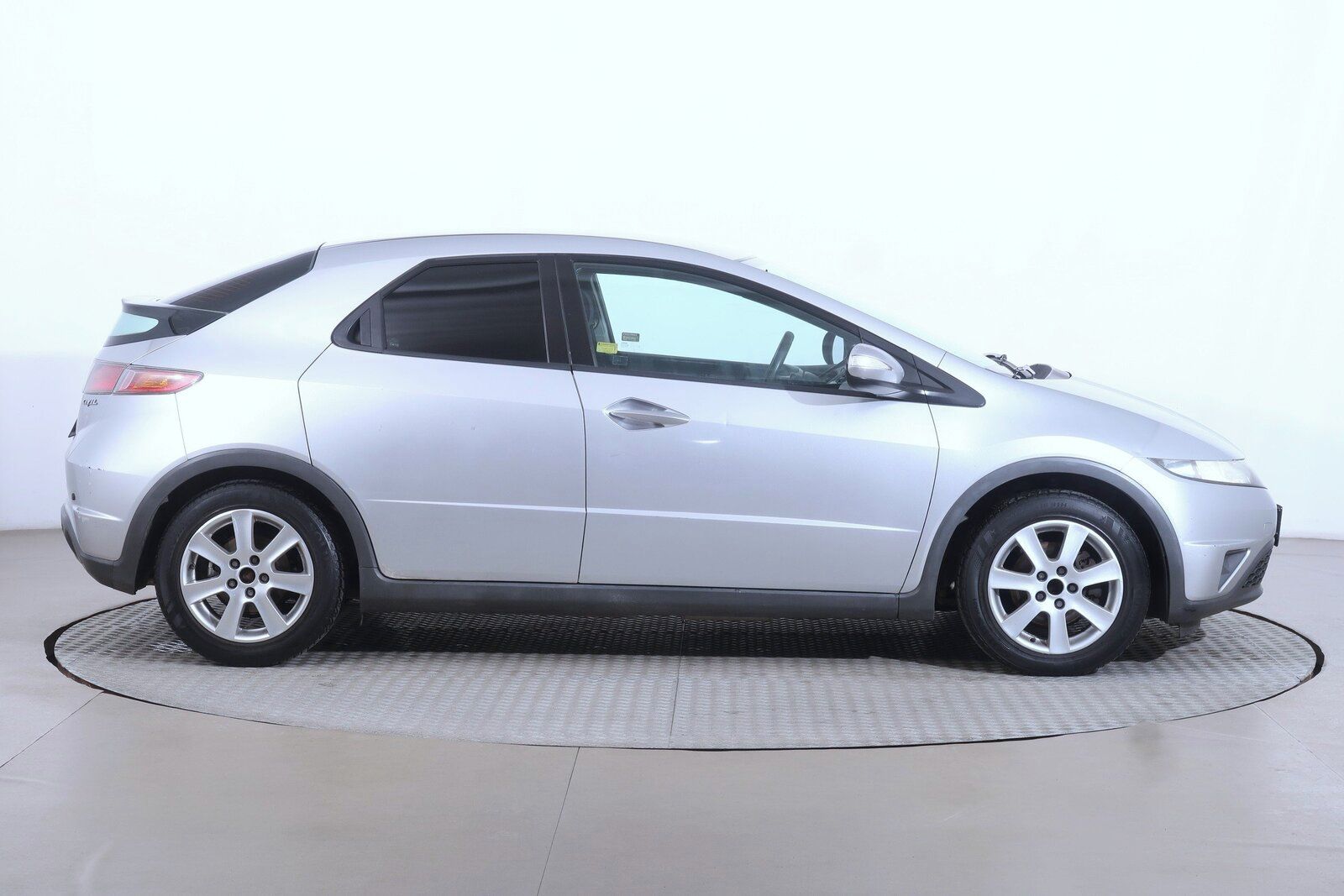 Honda Civic, 1.4 i-DSI, po STK - fotka 6